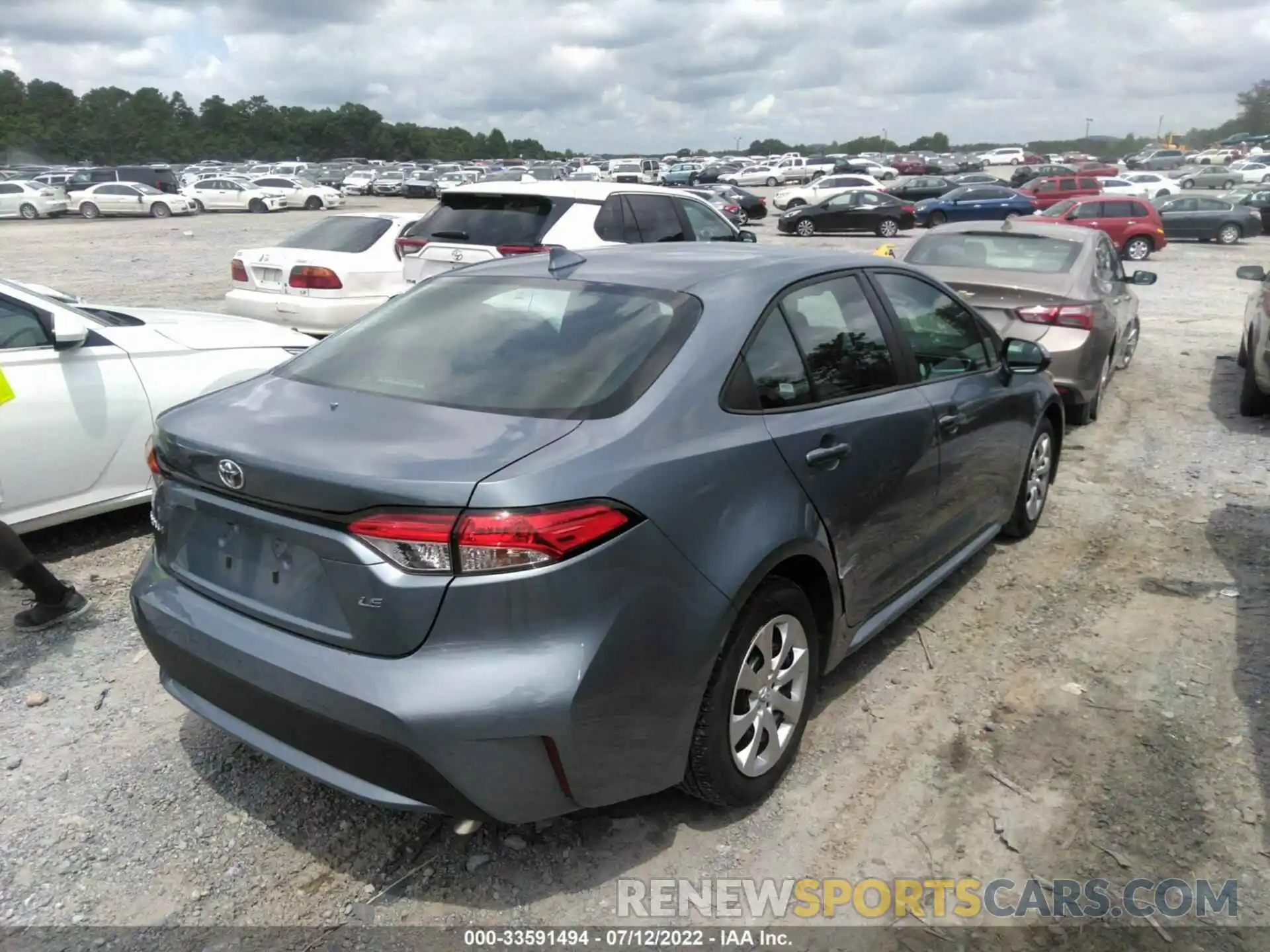 4 Photograph of a damaged car 5YFEPMAE6MP215137 TOYOTA COROLLA 2021