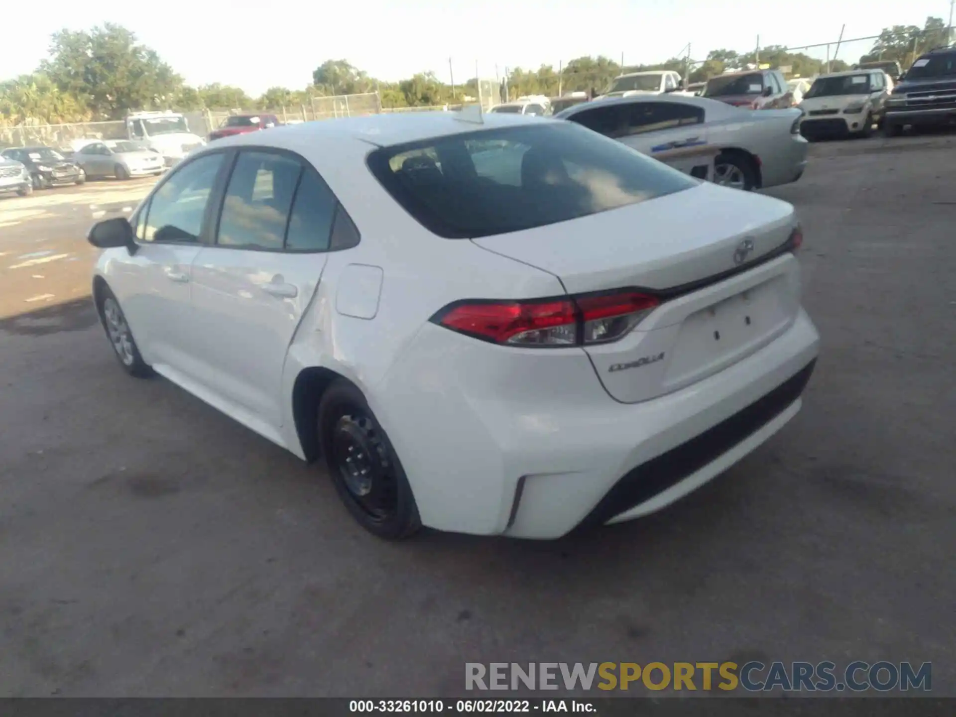 3 Photograph of a damaged car 5YFEPMAE6MP218538 TOYOTA COROLLA 2021