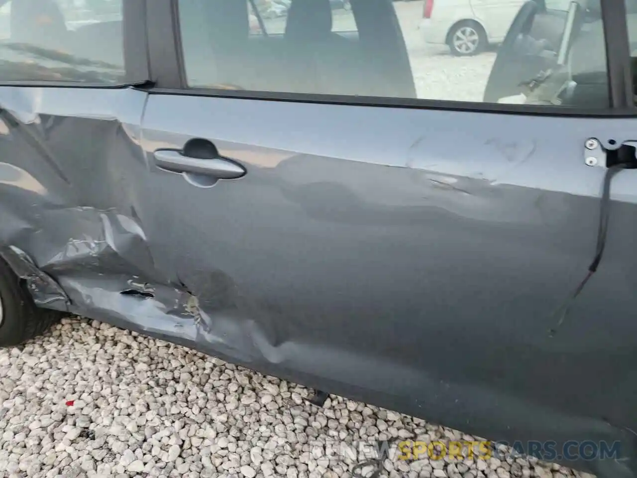 9 Photograph of a damaged car 5YFEPMAE6MP220015 TOYOTA COROLLA 2021