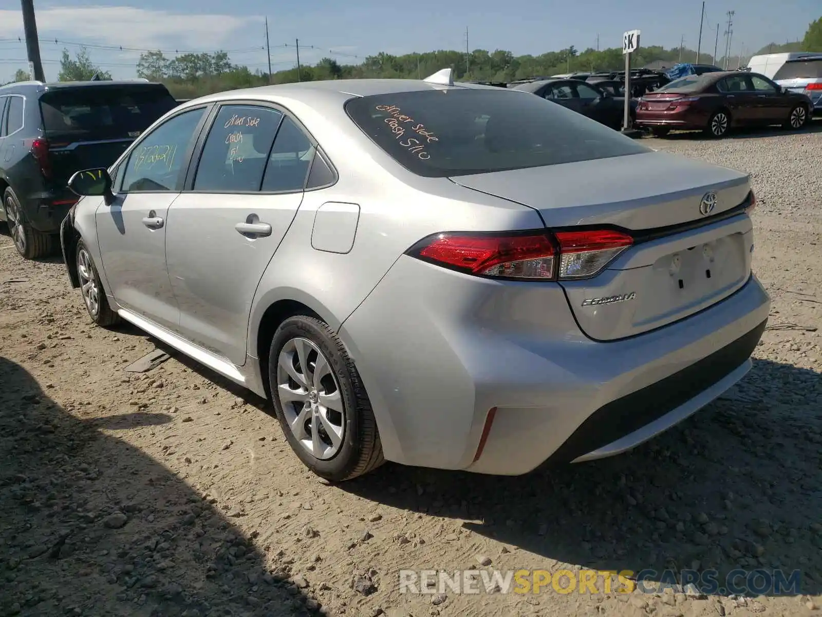 3 Photograph of a damaged car 5YFEPMAE6MP220290 TOYOTA COROLLA 2021