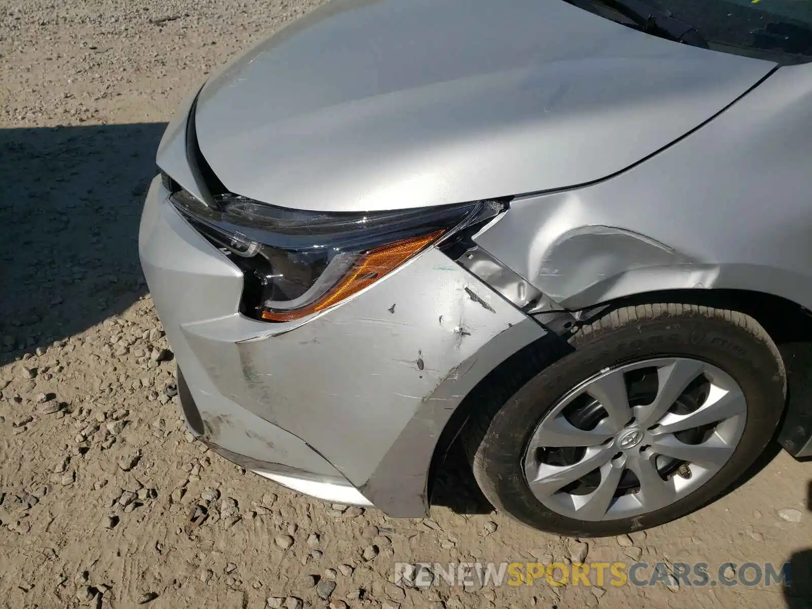 9 Photograph of a damaged car 5YFEPMAE6MP220290 TOYOTA COROLLA 2021