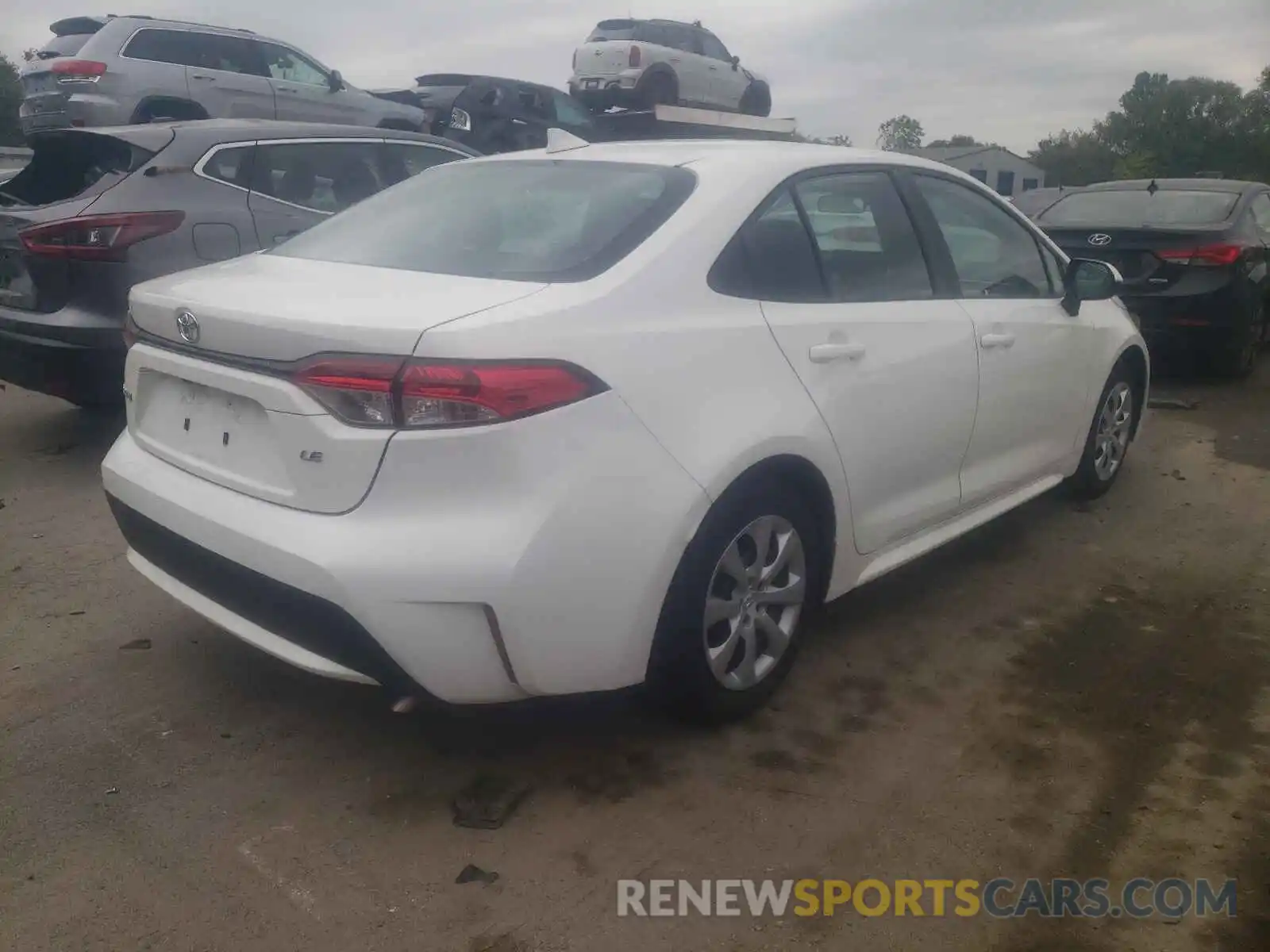 4 Photograph of a damaged car 5YFEPMAE6MP221570 TOYOTA COROLLA 2021