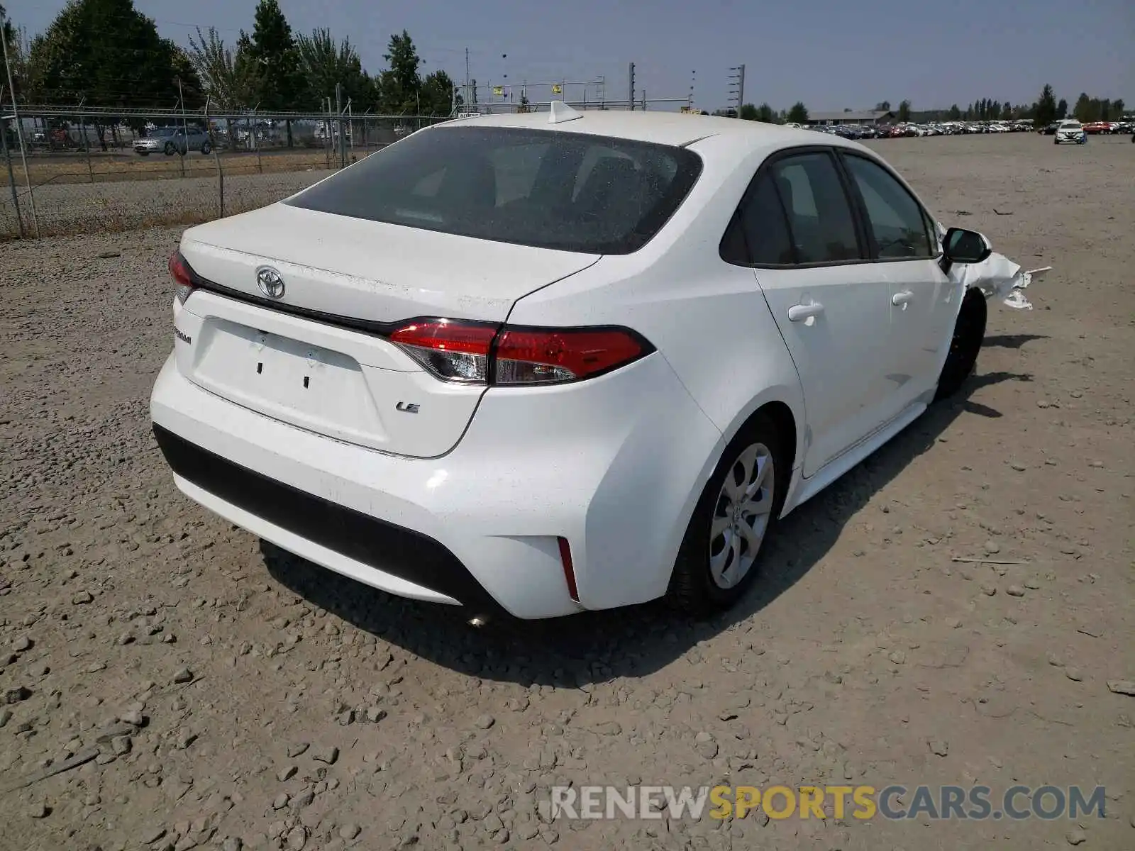 4 Photograph of a damaged car 5YFEPMAE6MP222217 TOYOTA COROLLA 2021