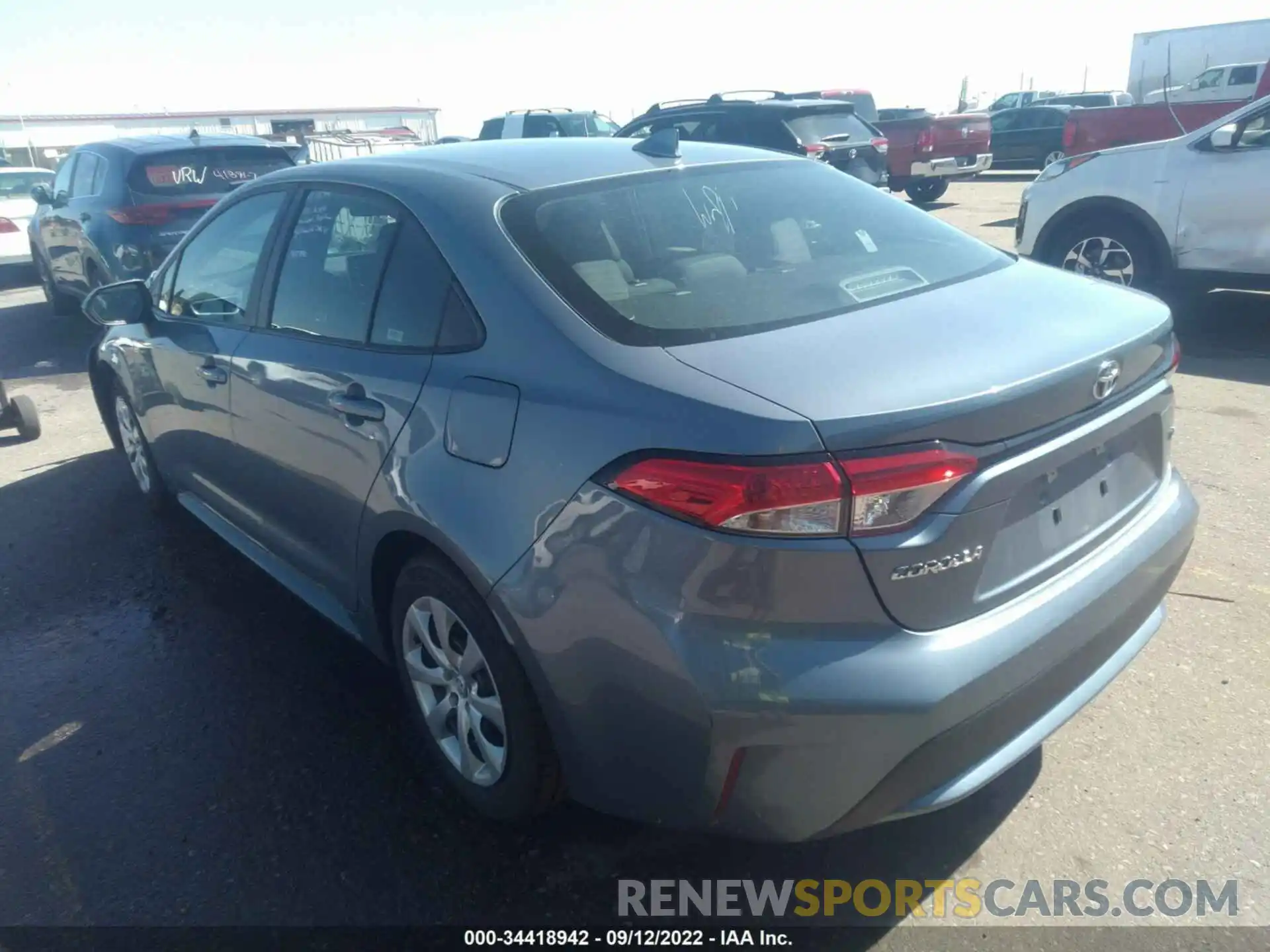 3 Photograph of a damaged car 5YFEPMAE6MP223366 TOYOTA COROLLA 2021