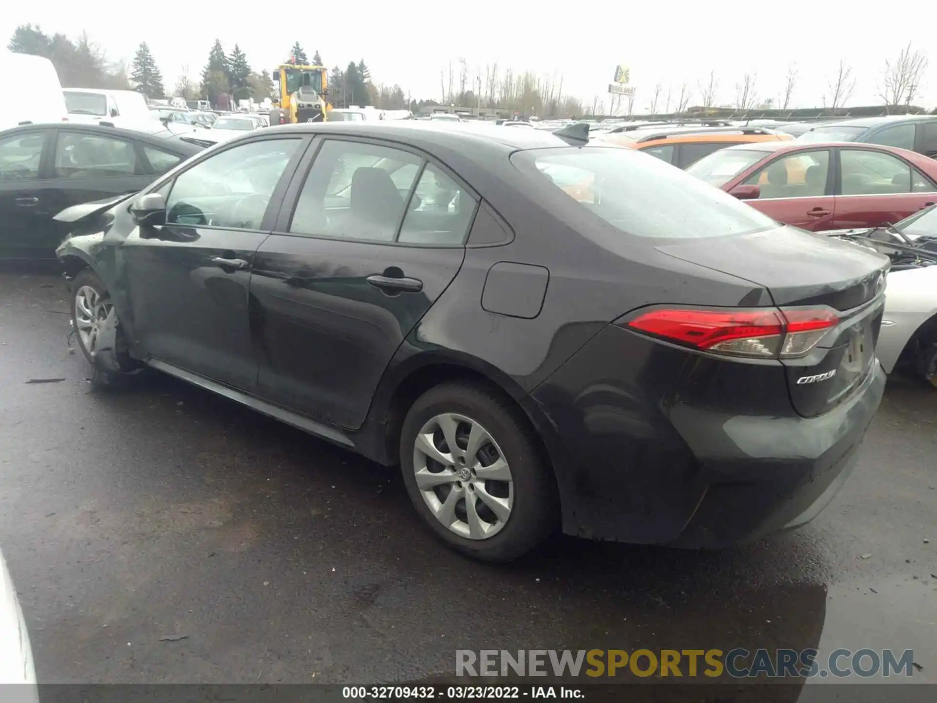 3 Photograph of a damaged car 5YFEPMAE6MP225635 TOYOTA COROLLA 2021