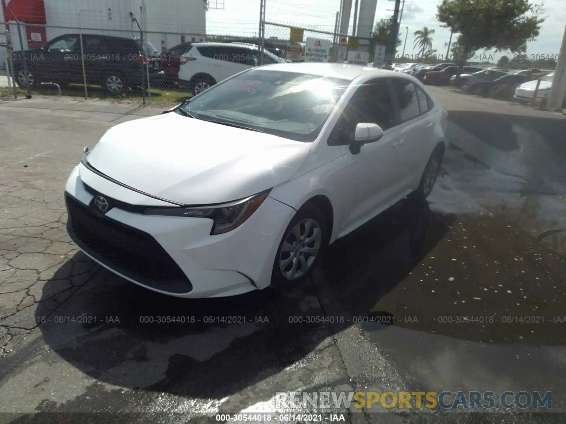 2 Photograph of a damaged car 5YFEPMAE6MP227322 TOYOTA COROLLA 2021