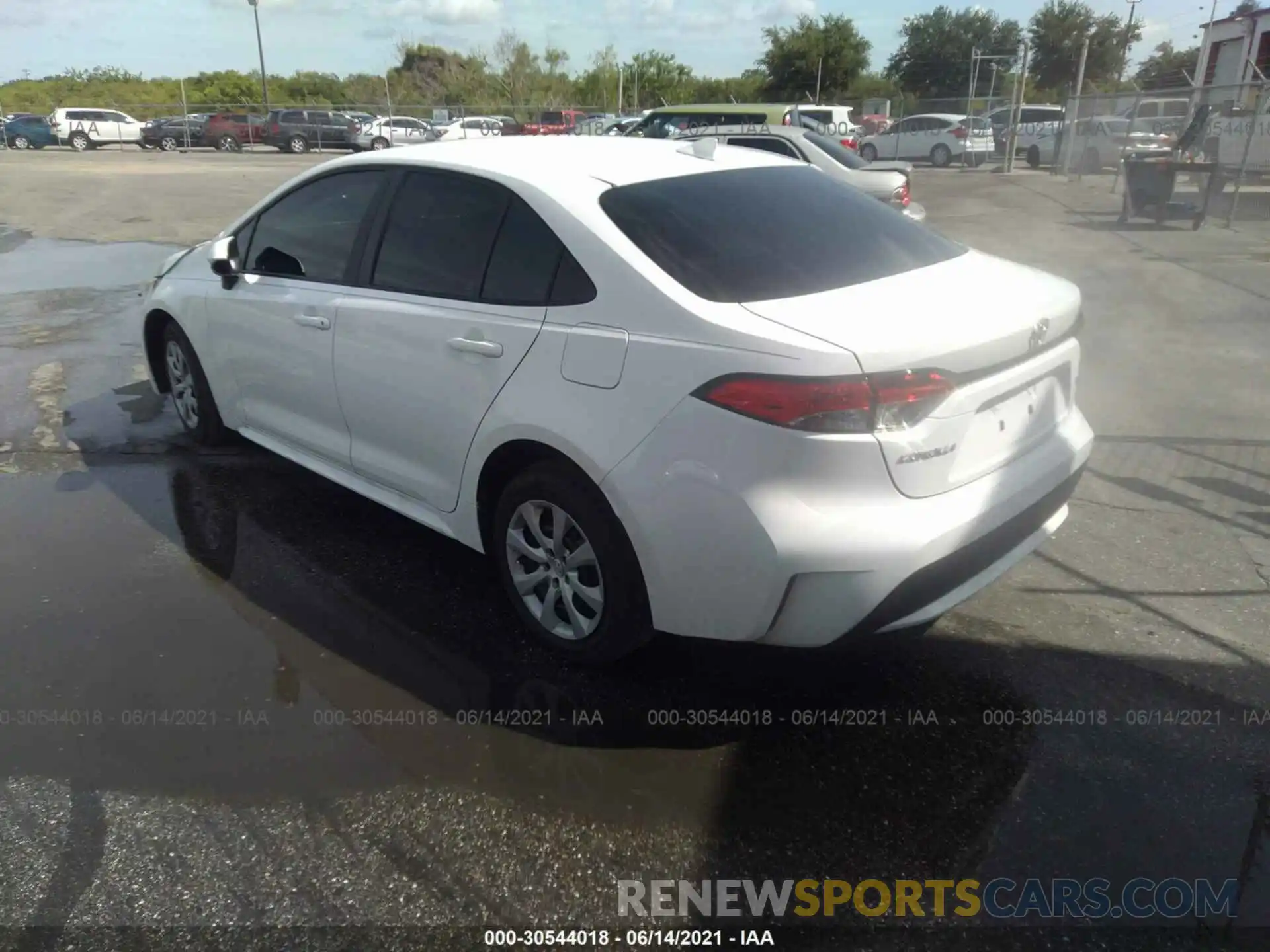 3 Photograph of a damaged car 5YFEPMAE6MP227322 TOYOTA COROLLA 2021