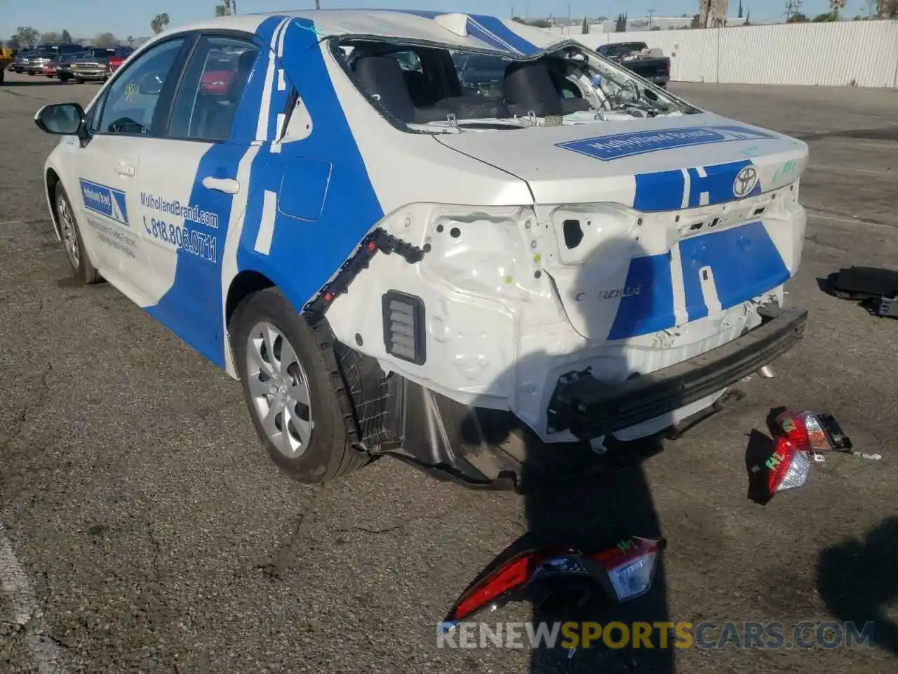 3 Photograph of a damaged car 5YFEPMAE6MP229751 TOYOTA COROLLA 2021