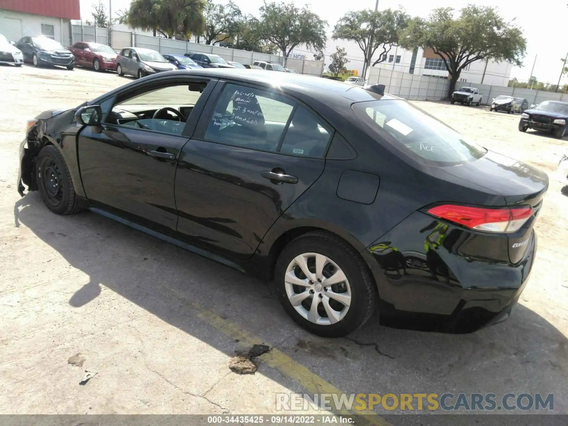 3 Photograph of a damaged car 5YFEPMAE6MP230589 TOYOTA COROLLA 2021