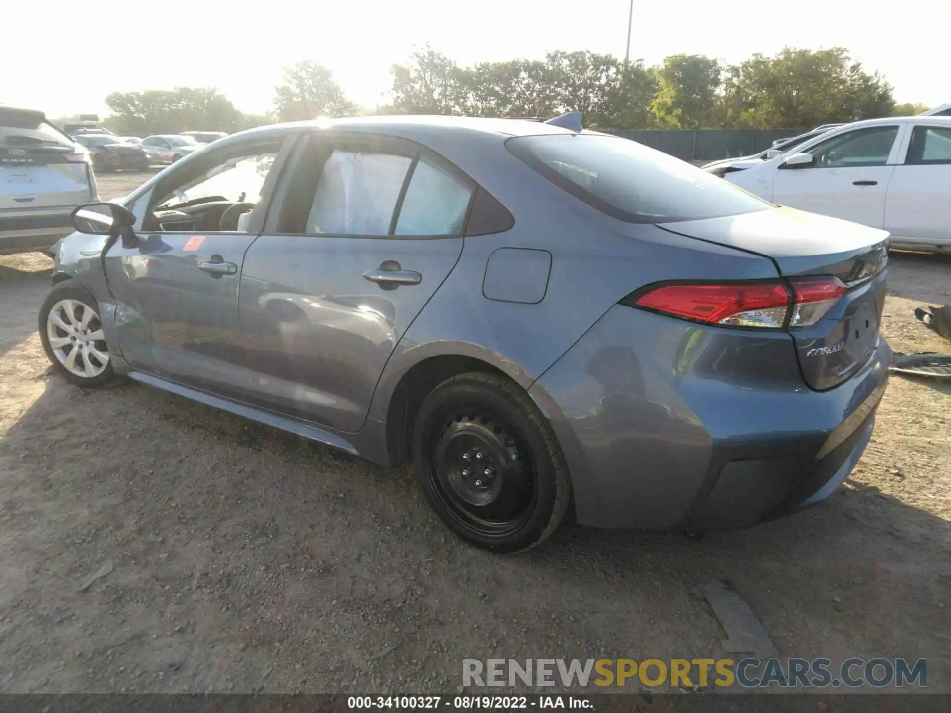 3 Photograph of a damaged car 5YFEPMAE6MP233525 TOYOTA COROLLA 2021