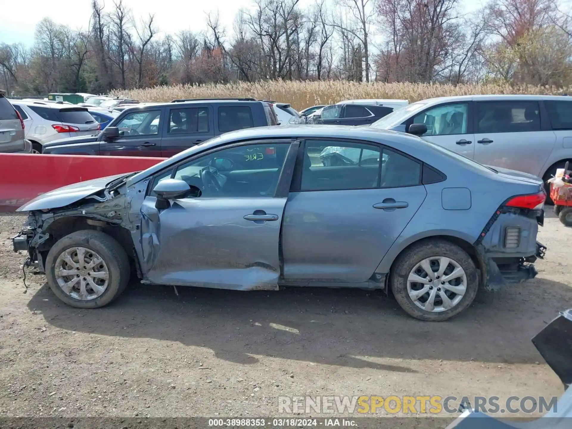 15 Photograph of a damaged car 5YFEPMAE6MP234089 TOYOTA COROLLA 2021