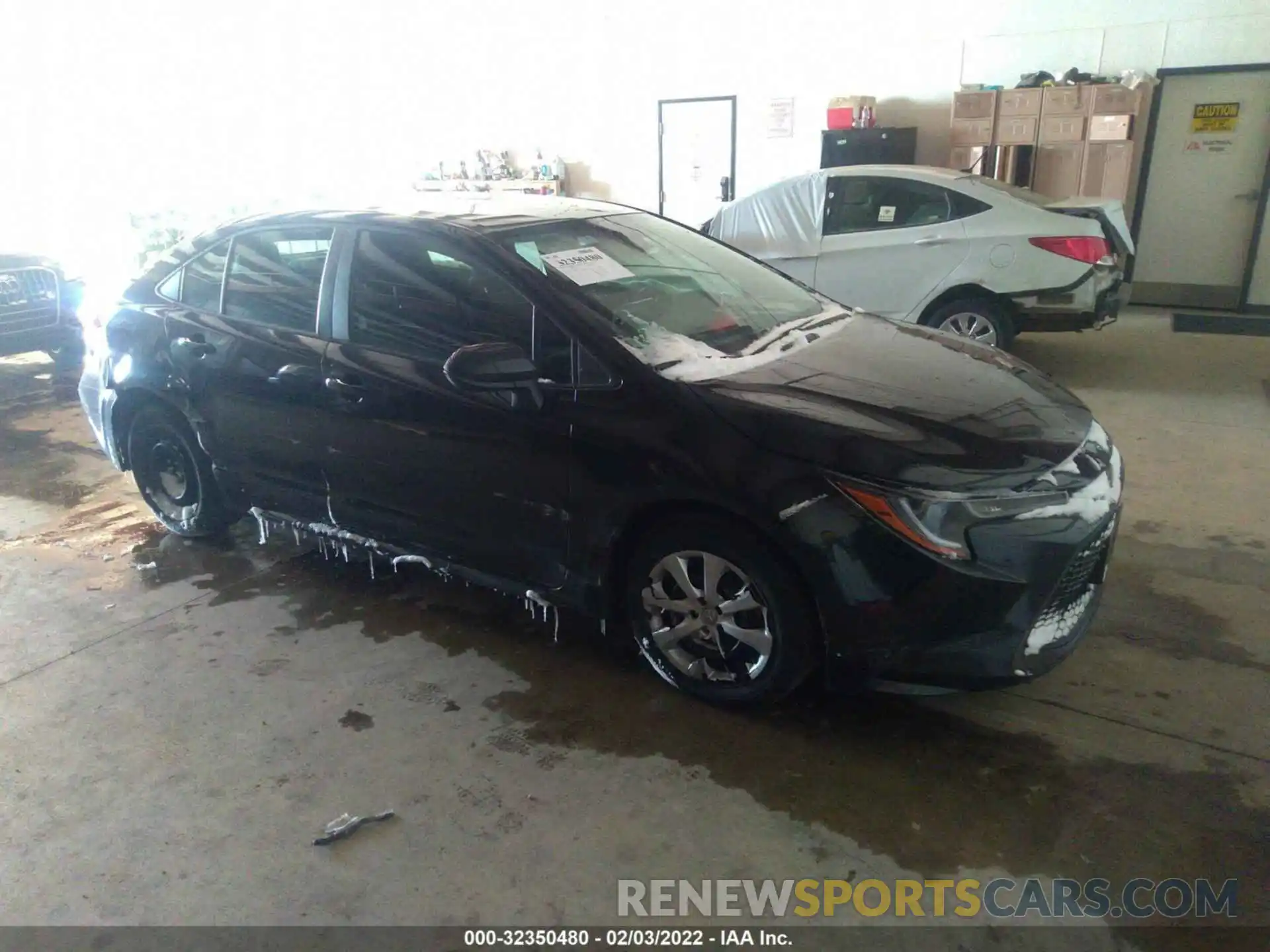 1 Photograph of a damaged car 5YFEPMAE6MP237462 TOYOTA COROLLA 2021