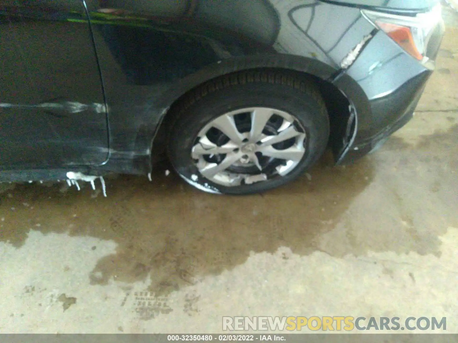 15 Photograph of a damaged car 5YFEPMAE6MP237462 TOYOTA COROLLA 2021