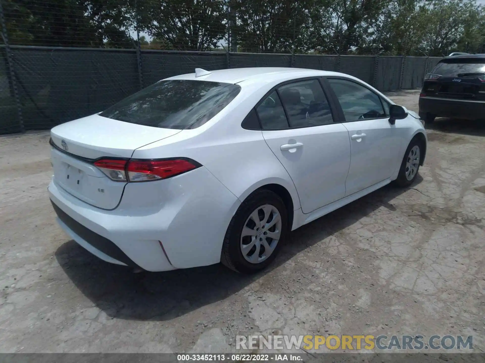 4 Photograph of a damaged car 5YFEPMAE6MP237641 TOYOTA COROLLA 2021