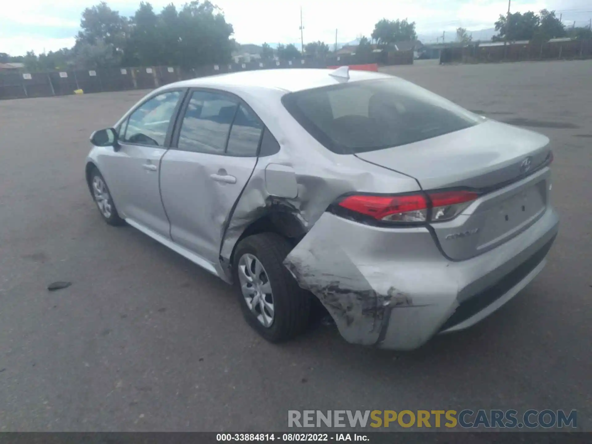 3 Photograph of a damaged car 5YFEPMAE6MP242385 TOYOTA COROLLA 2021