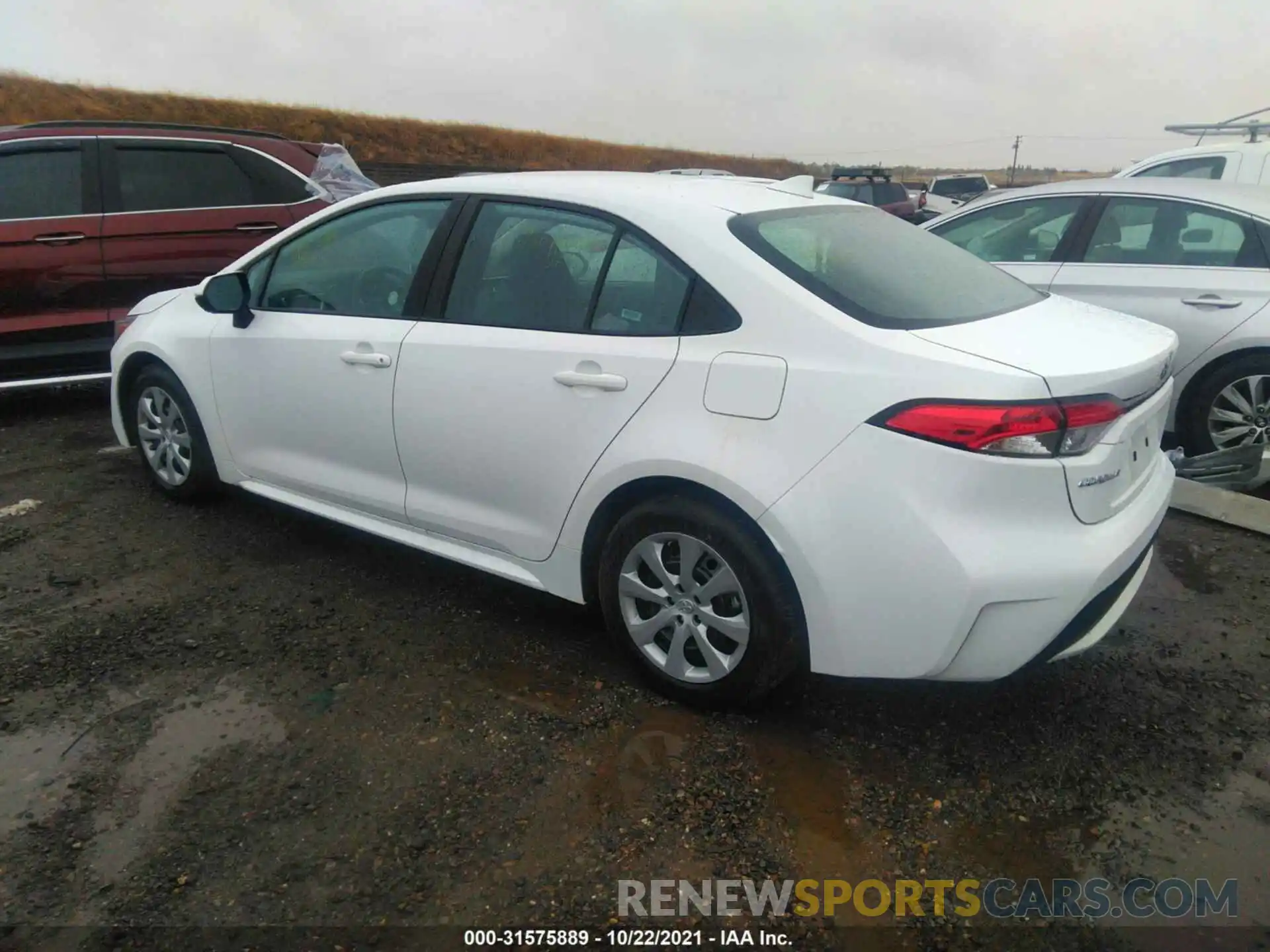 3 Photograph of a damaged car 5YFEPMAE6MP243732 TOYOTA COROLLA 2021