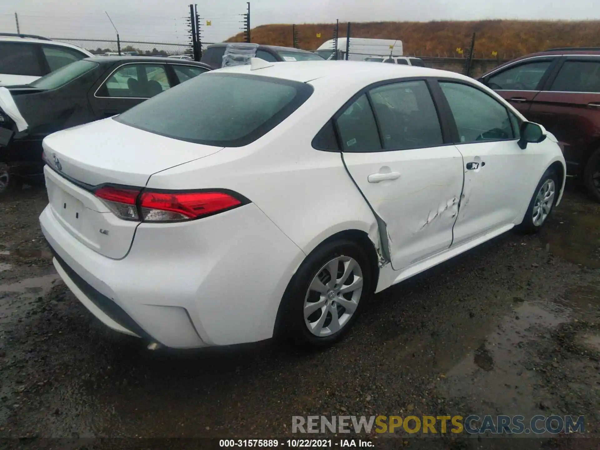 4 Photograph of a damaged car 5YFEPMAE6MP243732 TOYOTA COROLLA 2021