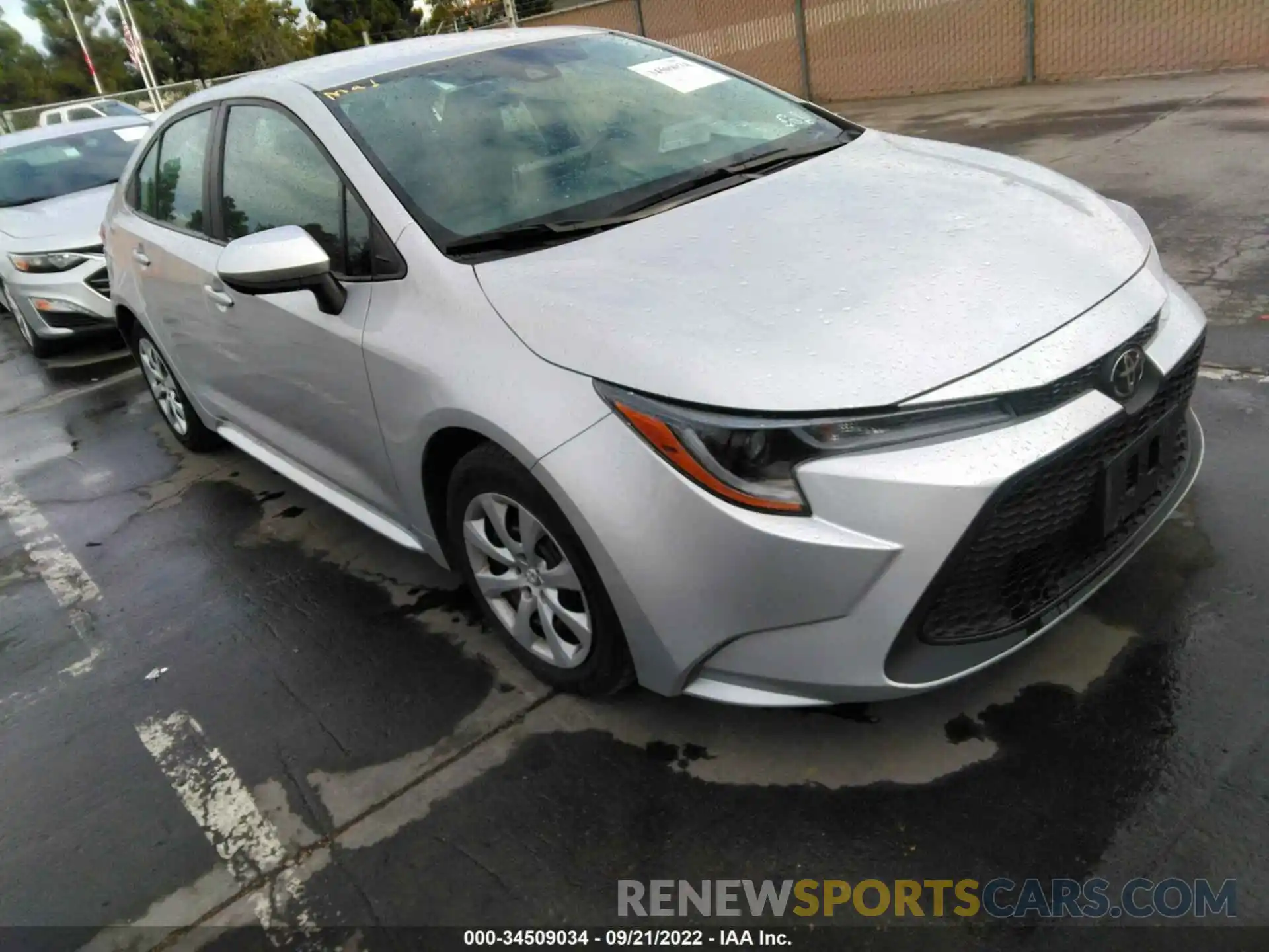 1 Photograph of a damaged car 5YFEPMAE6MP244041 TOYOTA COROLLA 2021