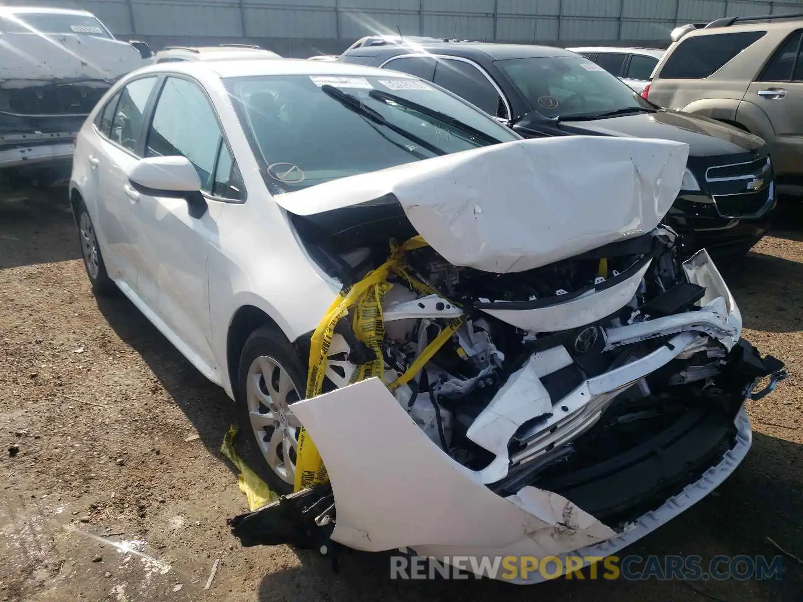 1 Photograph of a damaged car 5YFEPMAE6MP244864 TOYOTA COROLLA 2021