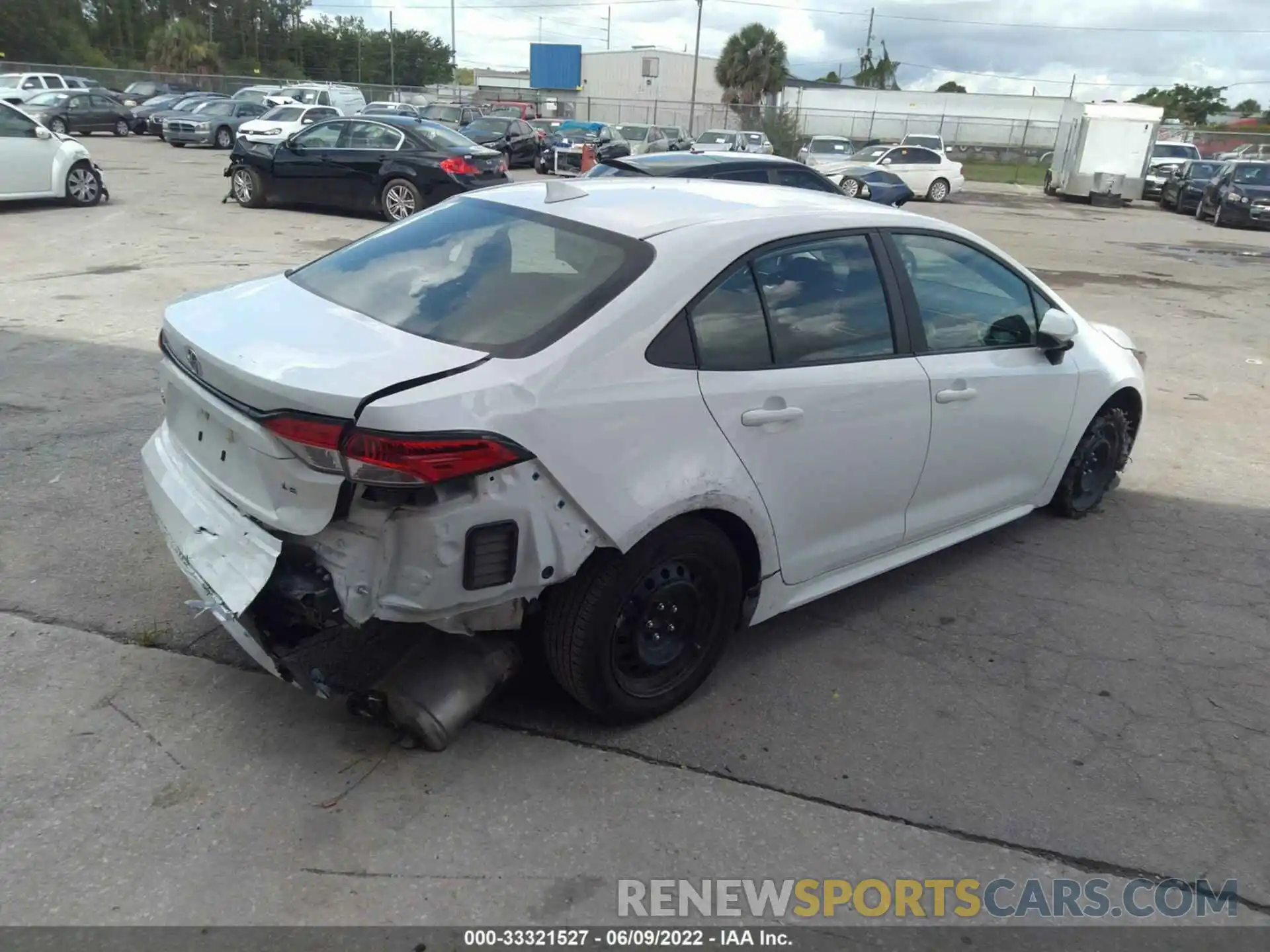 4 Photograph of a damaged car 5YFEPMAE6MP245030 TOYOTA COROLLA 2021