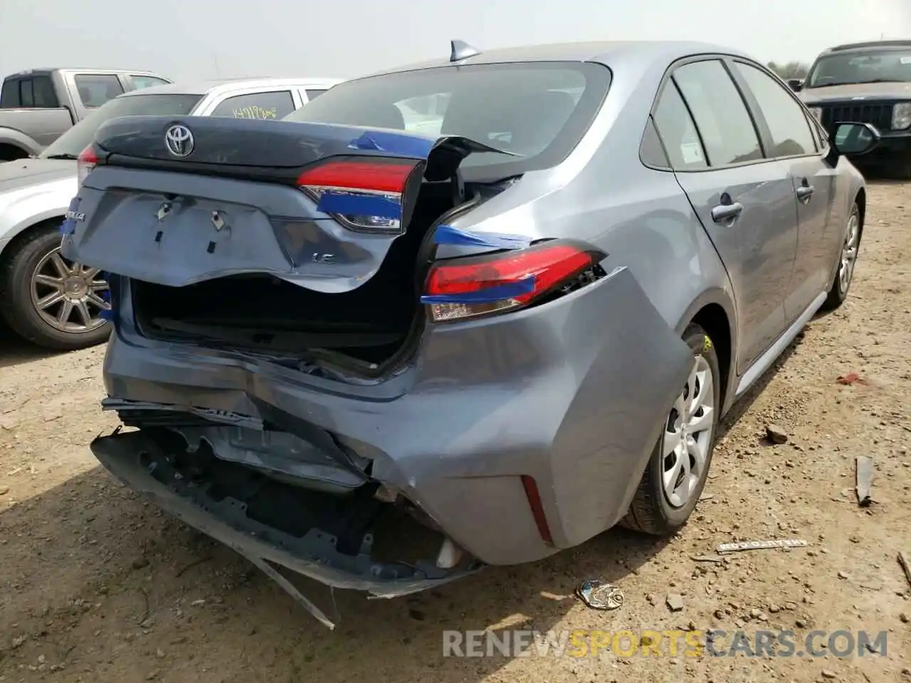 4 Photograph of a damaged car 5YFEPMAE6MP245867 TOYOTA COROLLA 2021