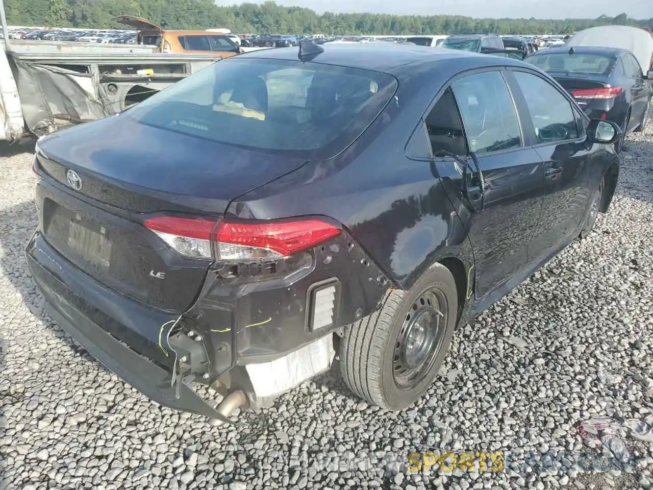 4 Photograph of a damaged car 5YFEPMAE6MP251569 TOYOTA COROLLA 2021