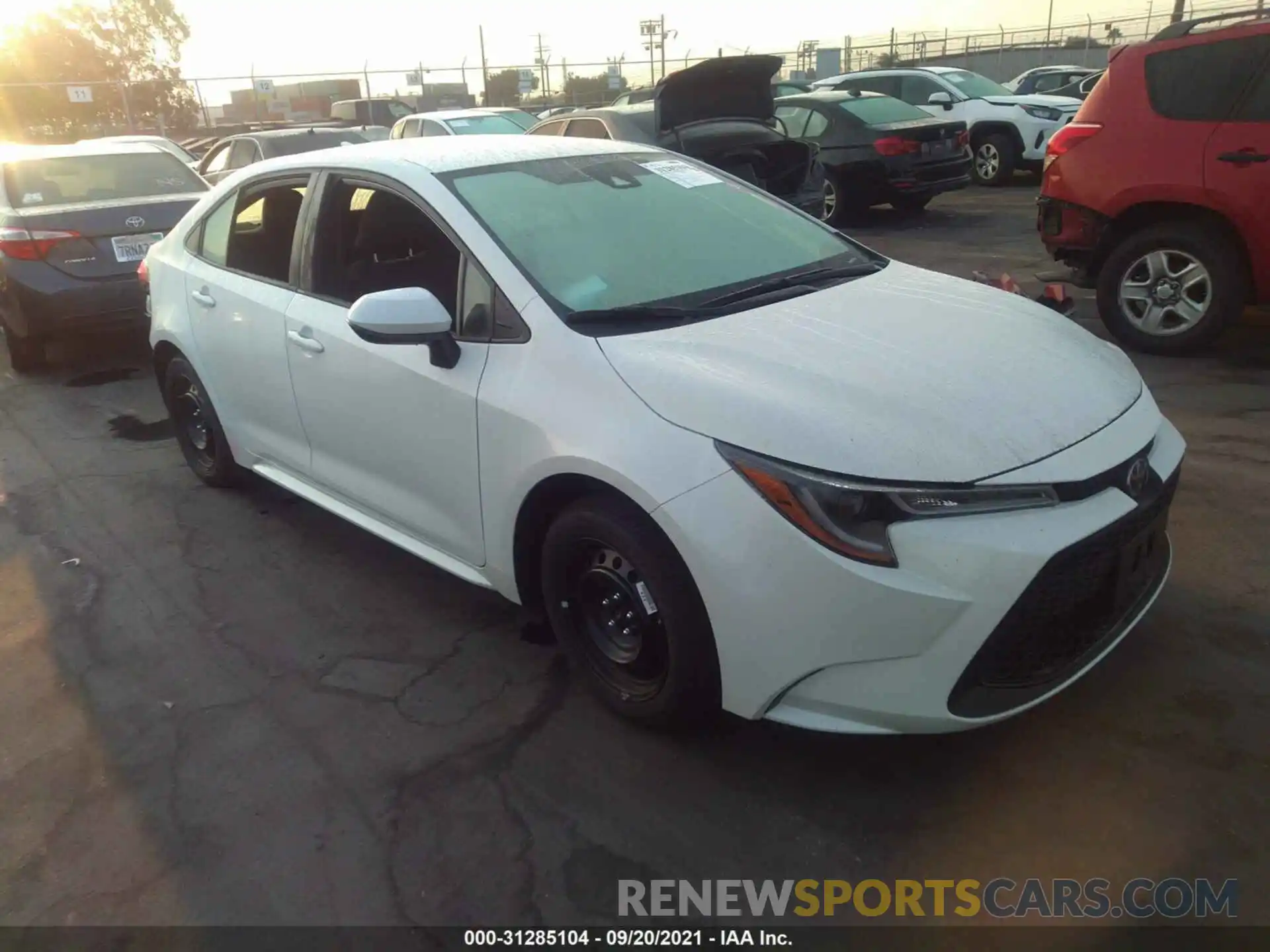 1 Photograph of a damaged car 5YFEPMAE6MP252091 TOYOTA COROLLA 2021