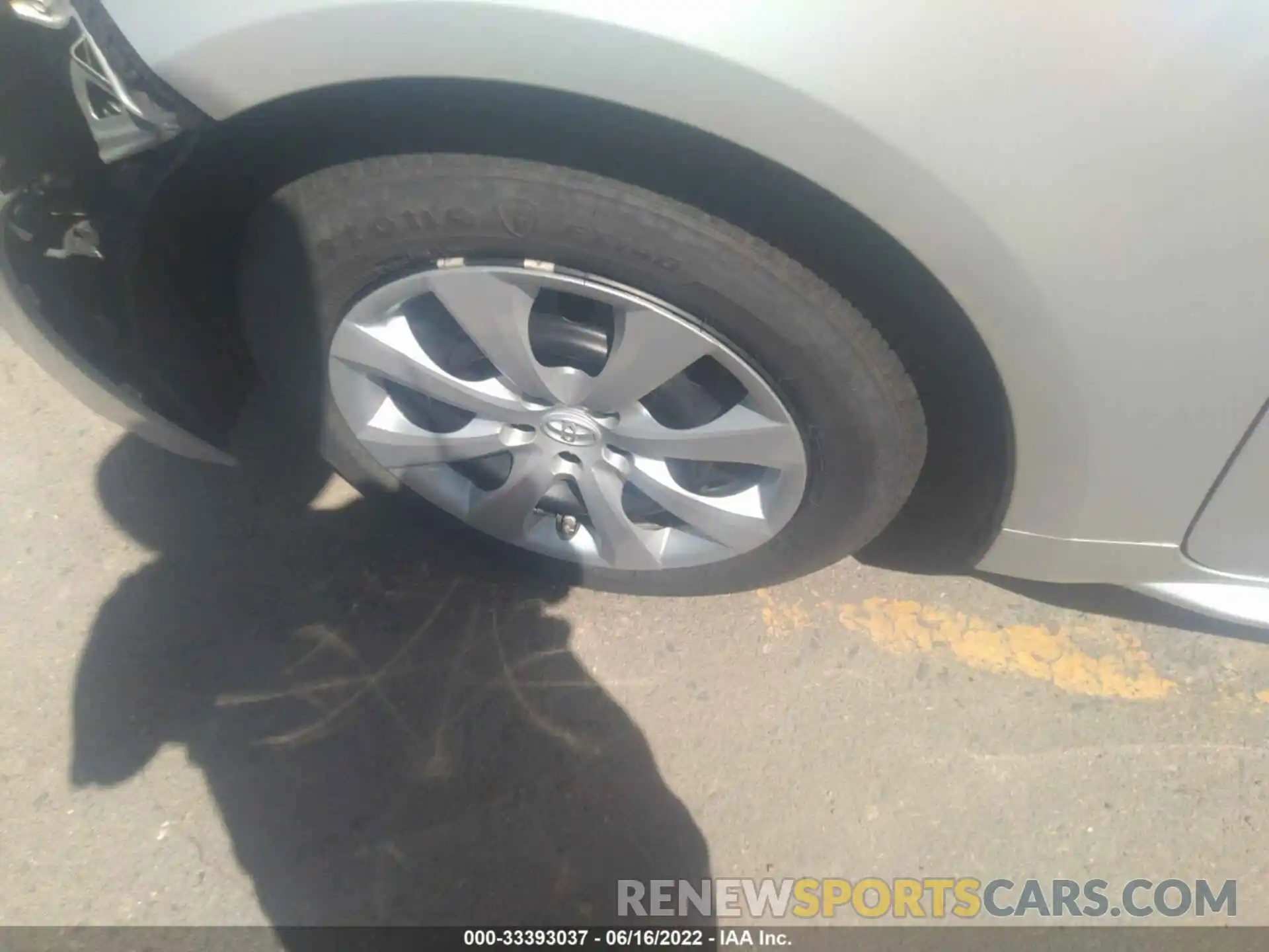 11 Photograph of a damaged car 5YFEPMAE6MP252124 TOYOTA COROLLA 2021