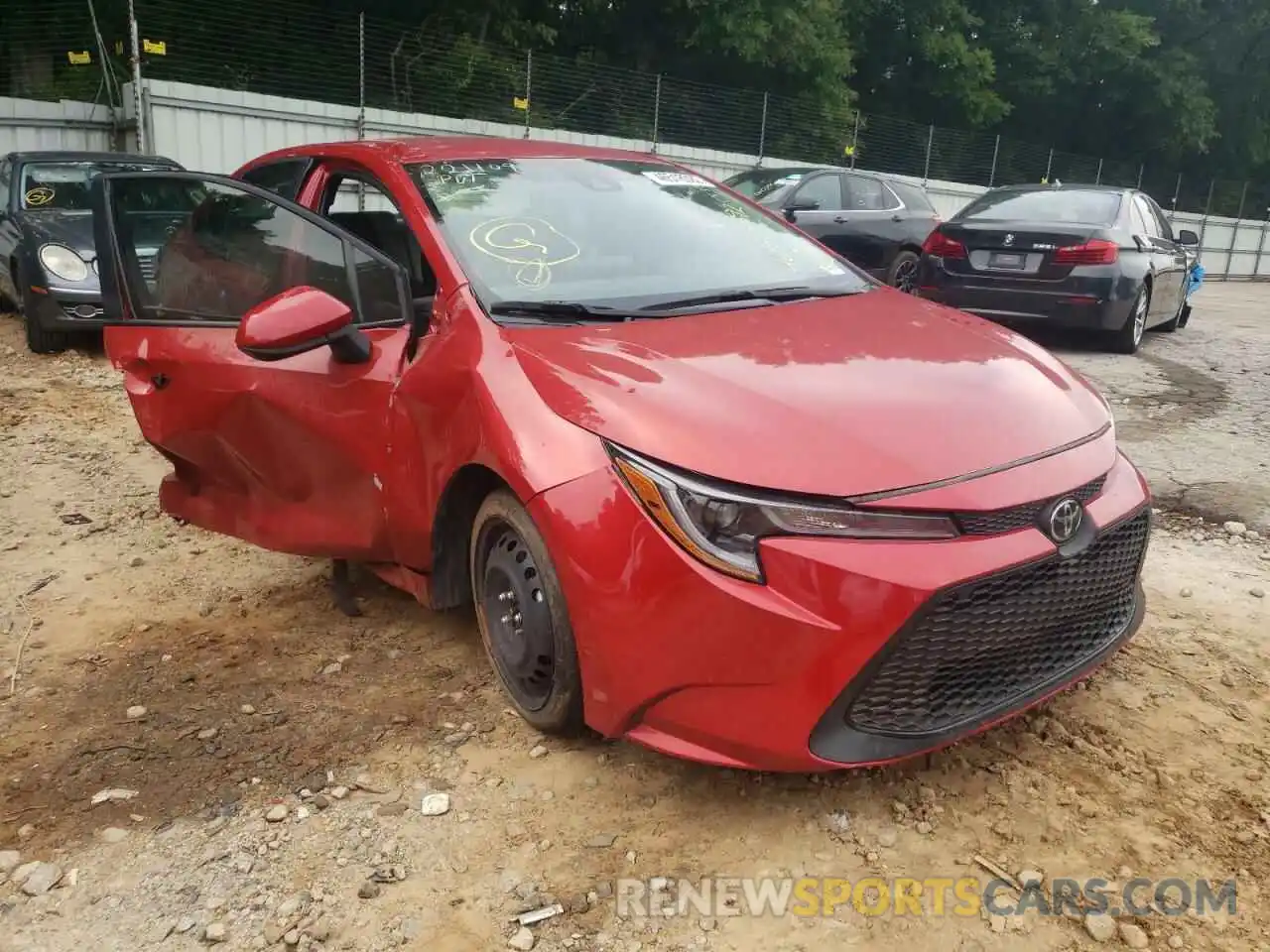 1 Photograph of a damaged car 5YFEPMAE6MP255203 TOYOTA COROLLA 2021