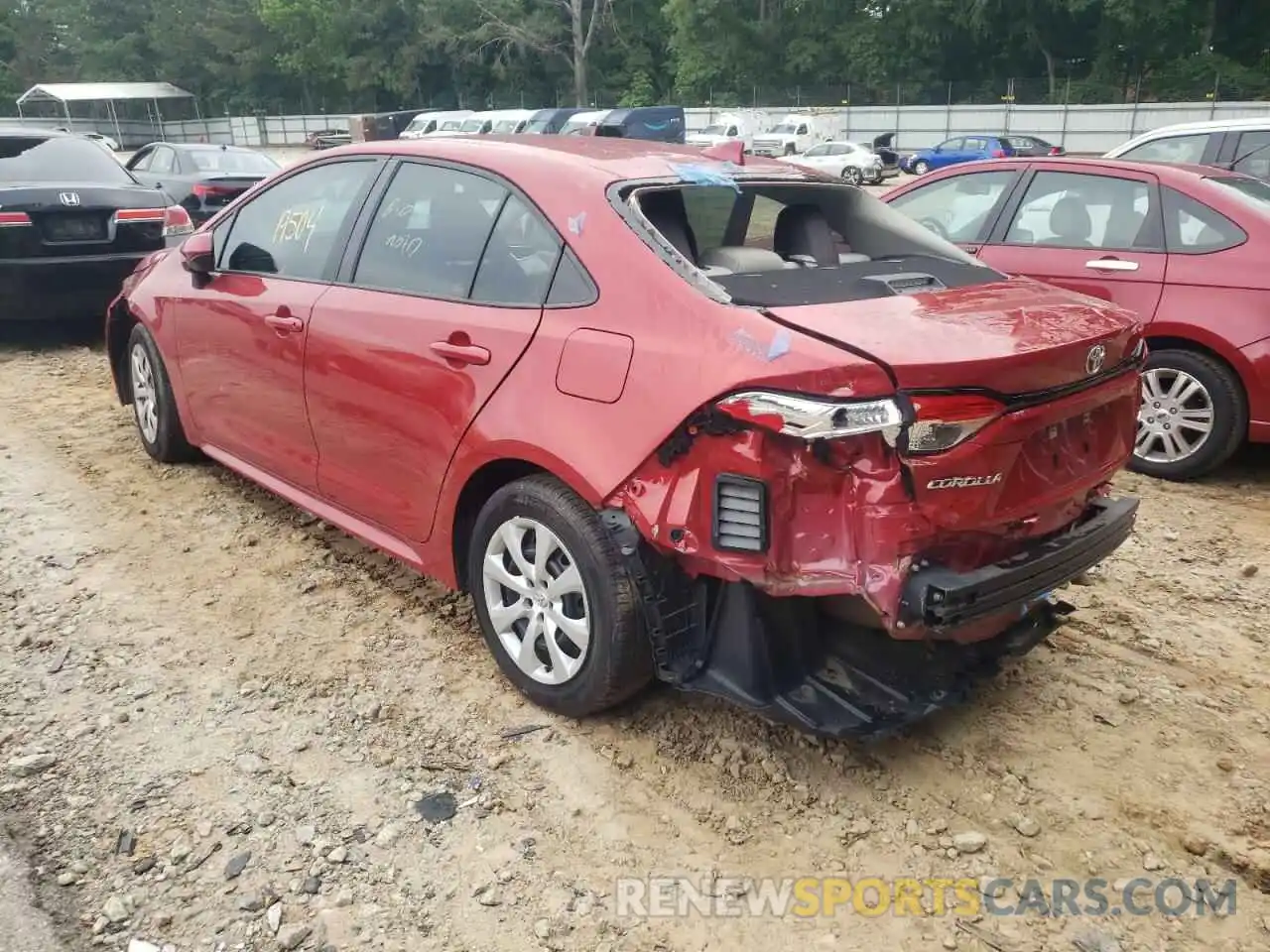 3 Photograph of a damaged car 5YFEPMAE6MP255203 TOYOTA COROLLA 2021