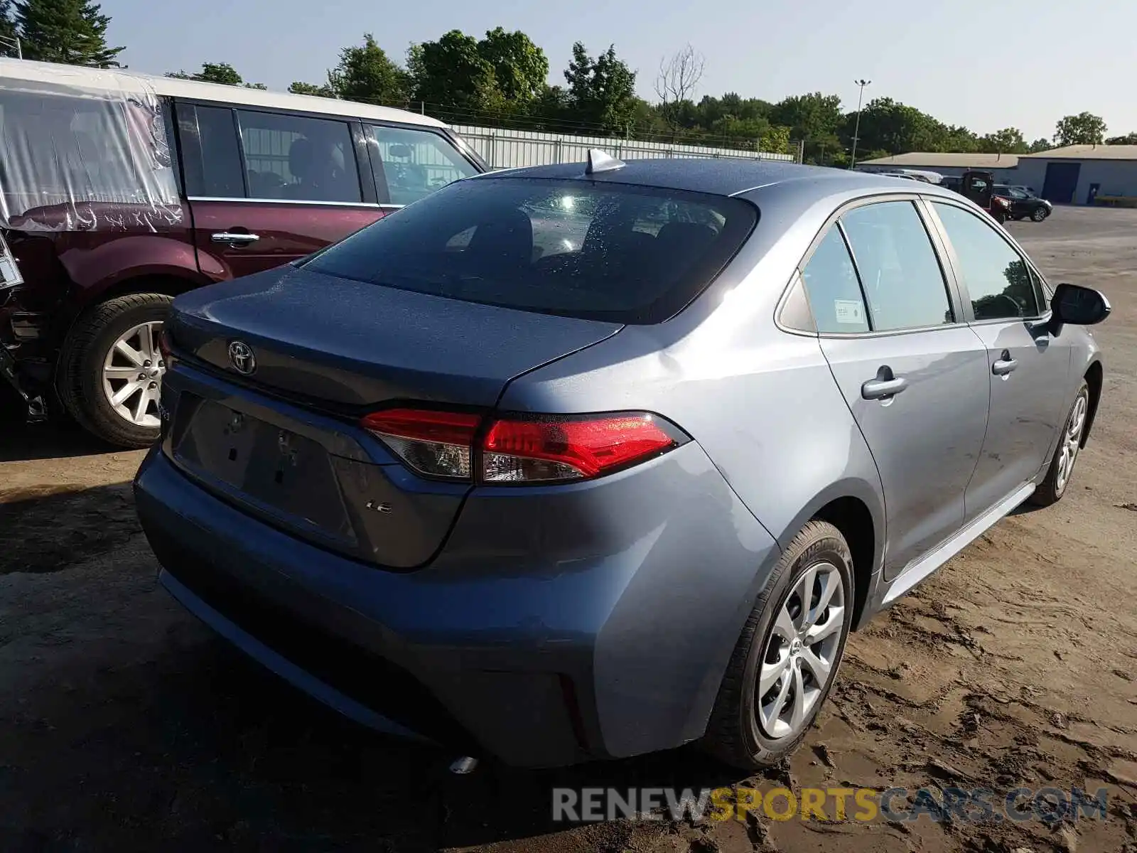 4 Photograph of a damaged car 5YFEPMAE6MP256027 TOYOTA COROLLA 2021