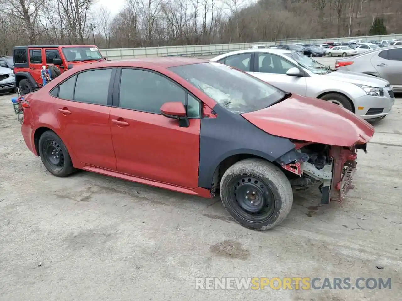 4 Photograph of a damaged car 5YFEPMAE6MP256996 TOYOTA COROLLA 2021