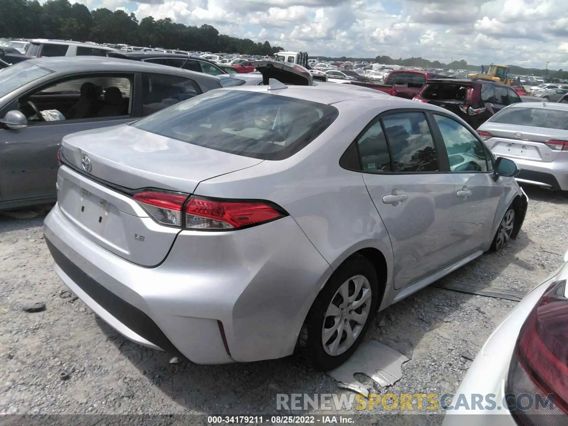 4 Photograph of a damaged car 5YFEPMAE6MP260496 TOYOTA COROLLA 2021