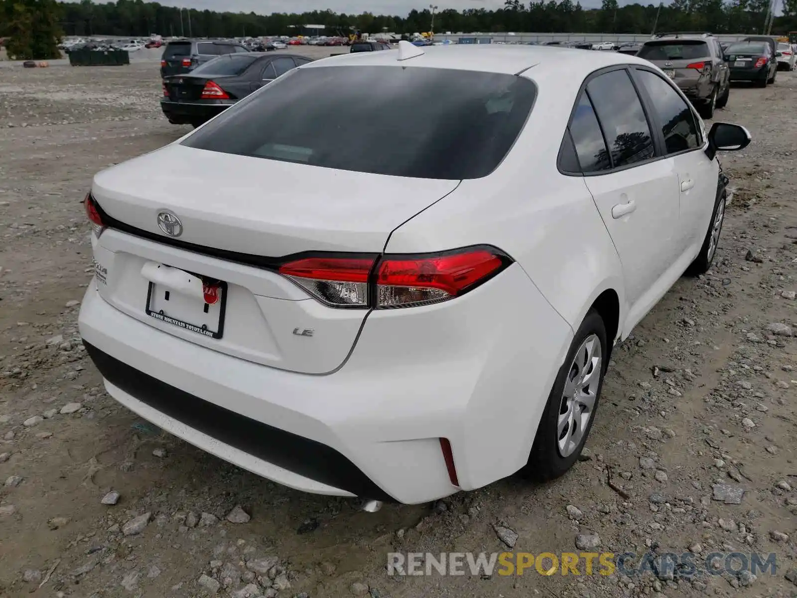 4 Photograph of a damaged car 5YFEPMAE6MP264242 TOYOTA COROLLA 2021