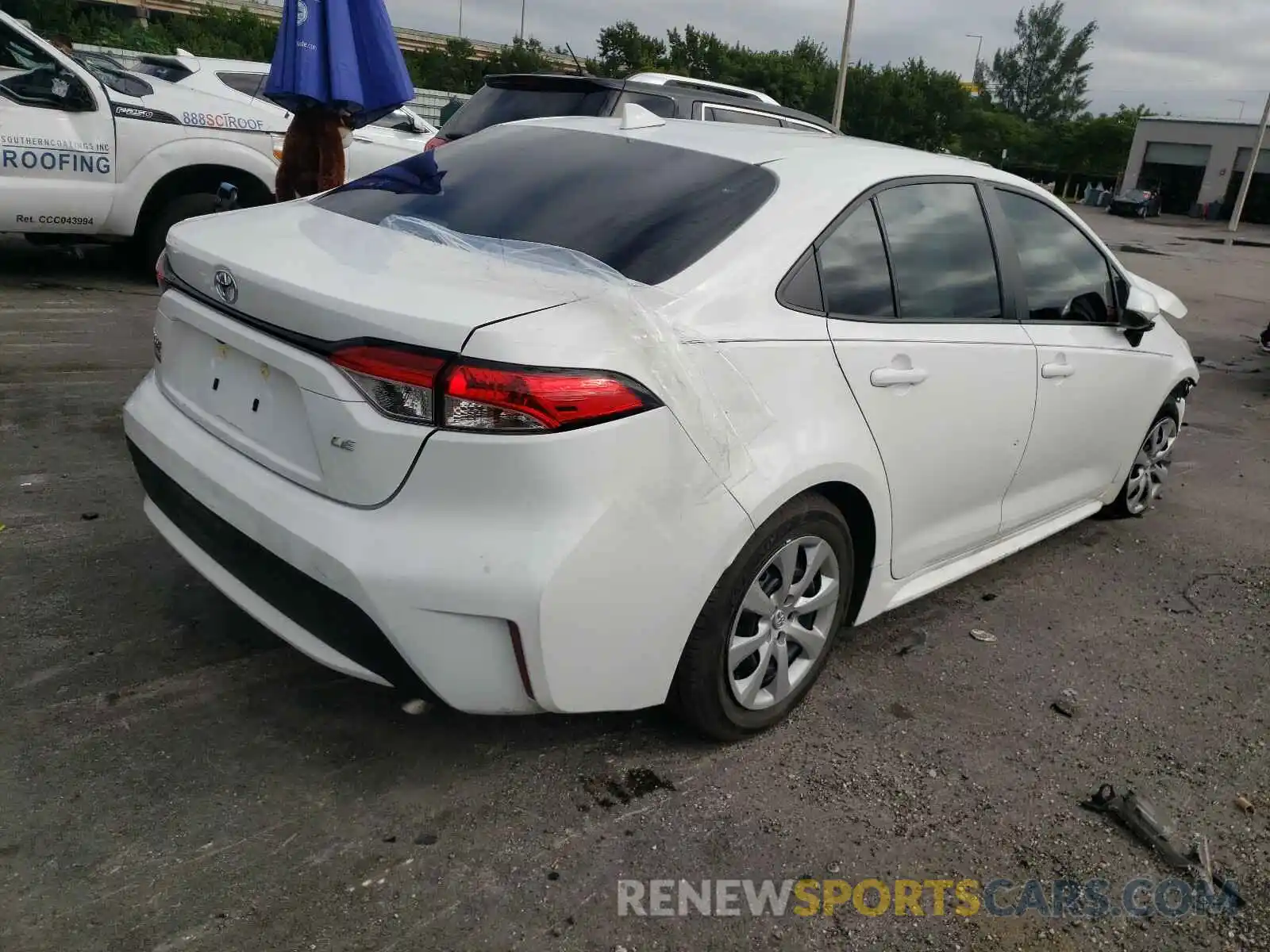 4 Photograph of a damaged car 5YFEPMAE7MP151920 TOYOTA COROLLA 2021