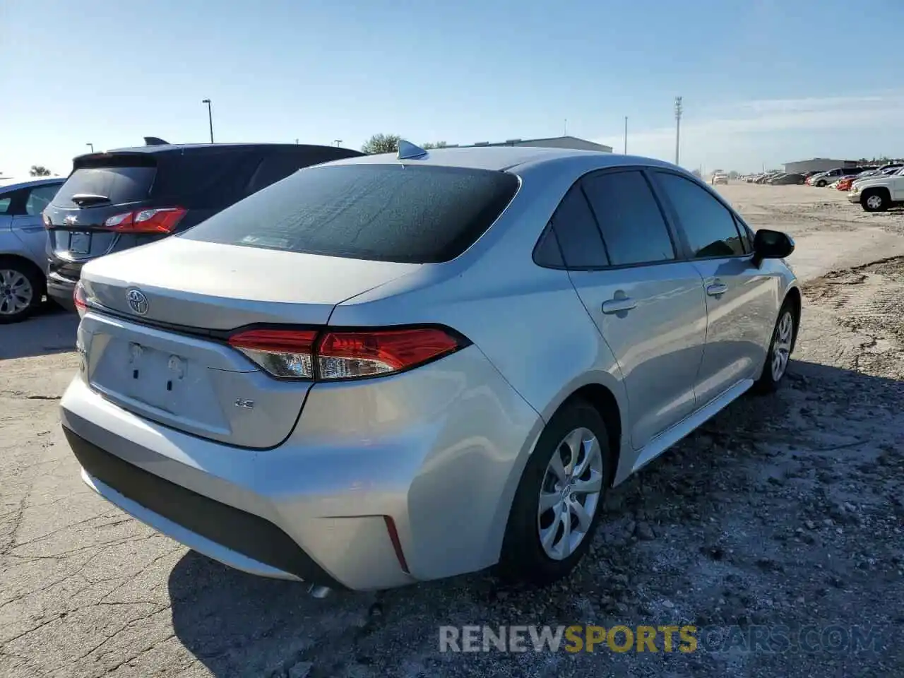 4 Photograph of a damaged car 5YFEPMAE7MP153327 TOYOTA COROLLA 2021