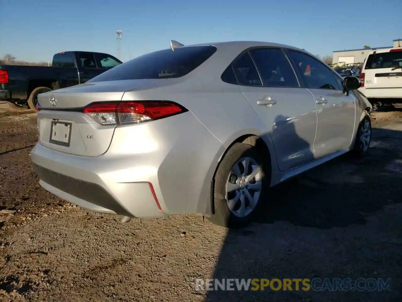 4 Photograph of a damaged car 5YFEPMAE7MP153456 TOYOTA COROLLA 2021