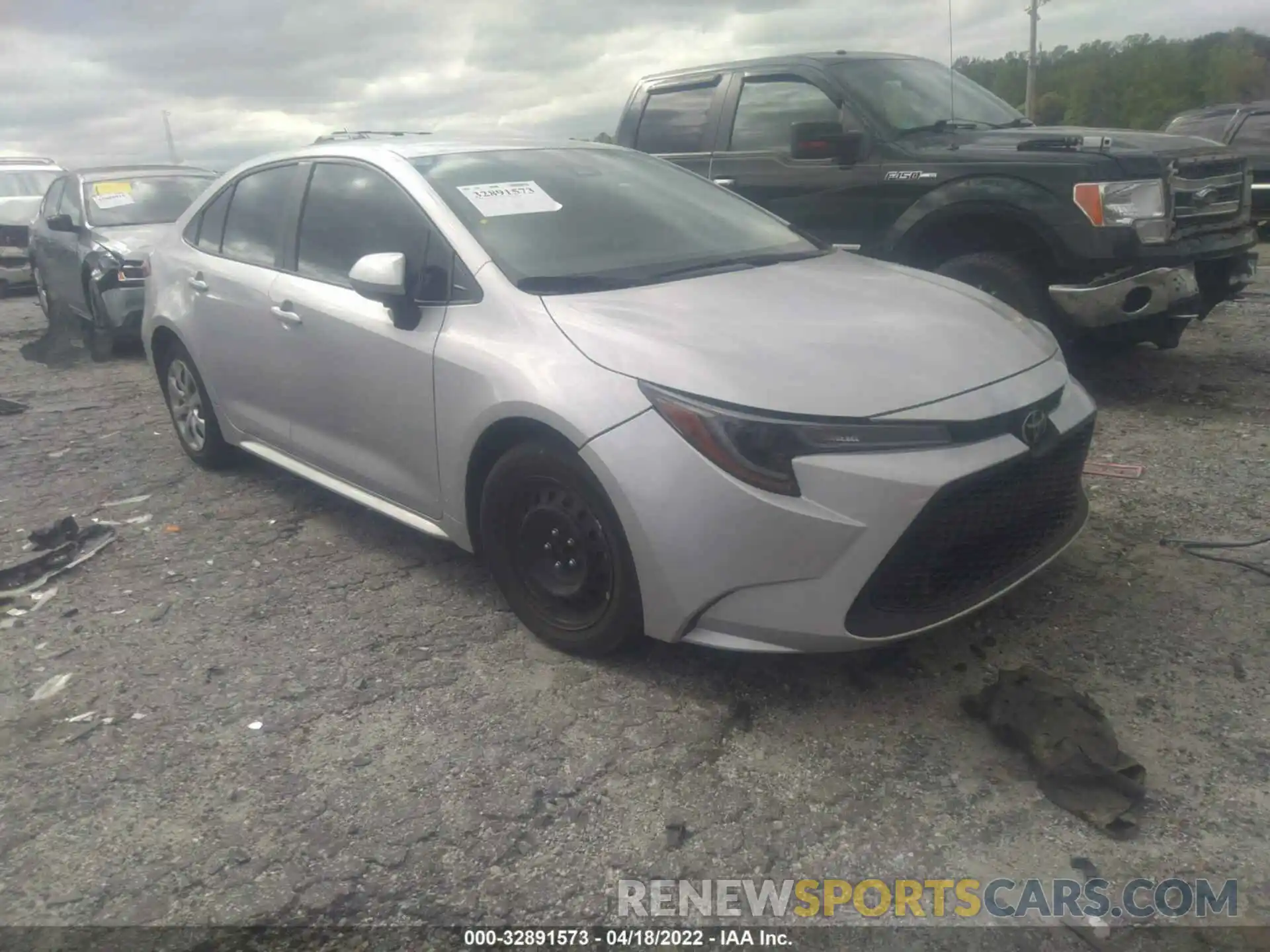 1 Photograph of a damaged car 5YFEPMAE7MP157782 TOYOTA COROLLA 2021