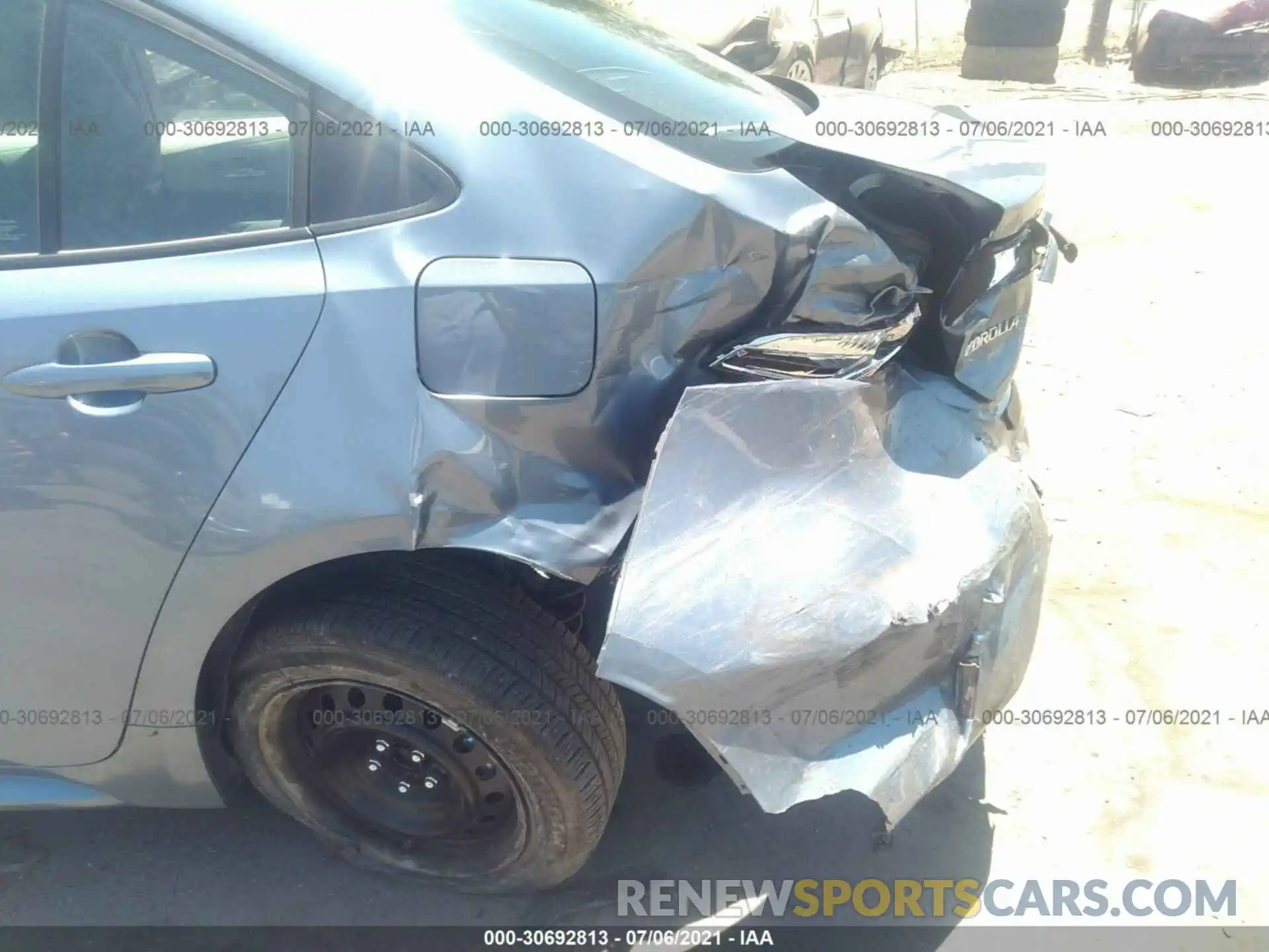 12 Photograph of a damaged car 5YFEPMAE7MP159998 TOYOTA COROLLA 2021