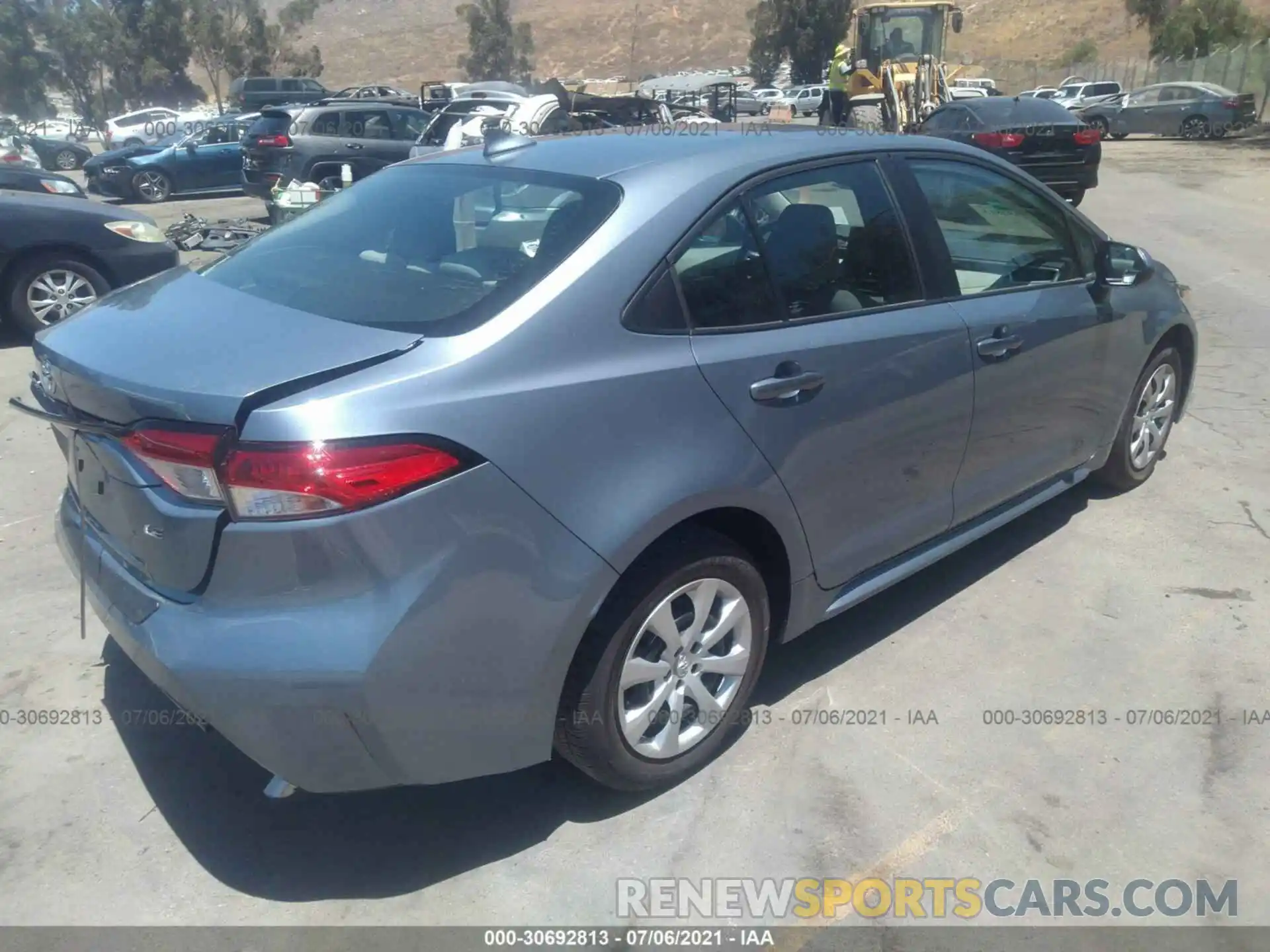 4 Photograph of a damaged car 5YFEPMAE7MP159998 TOYOTA COROLLA 2021