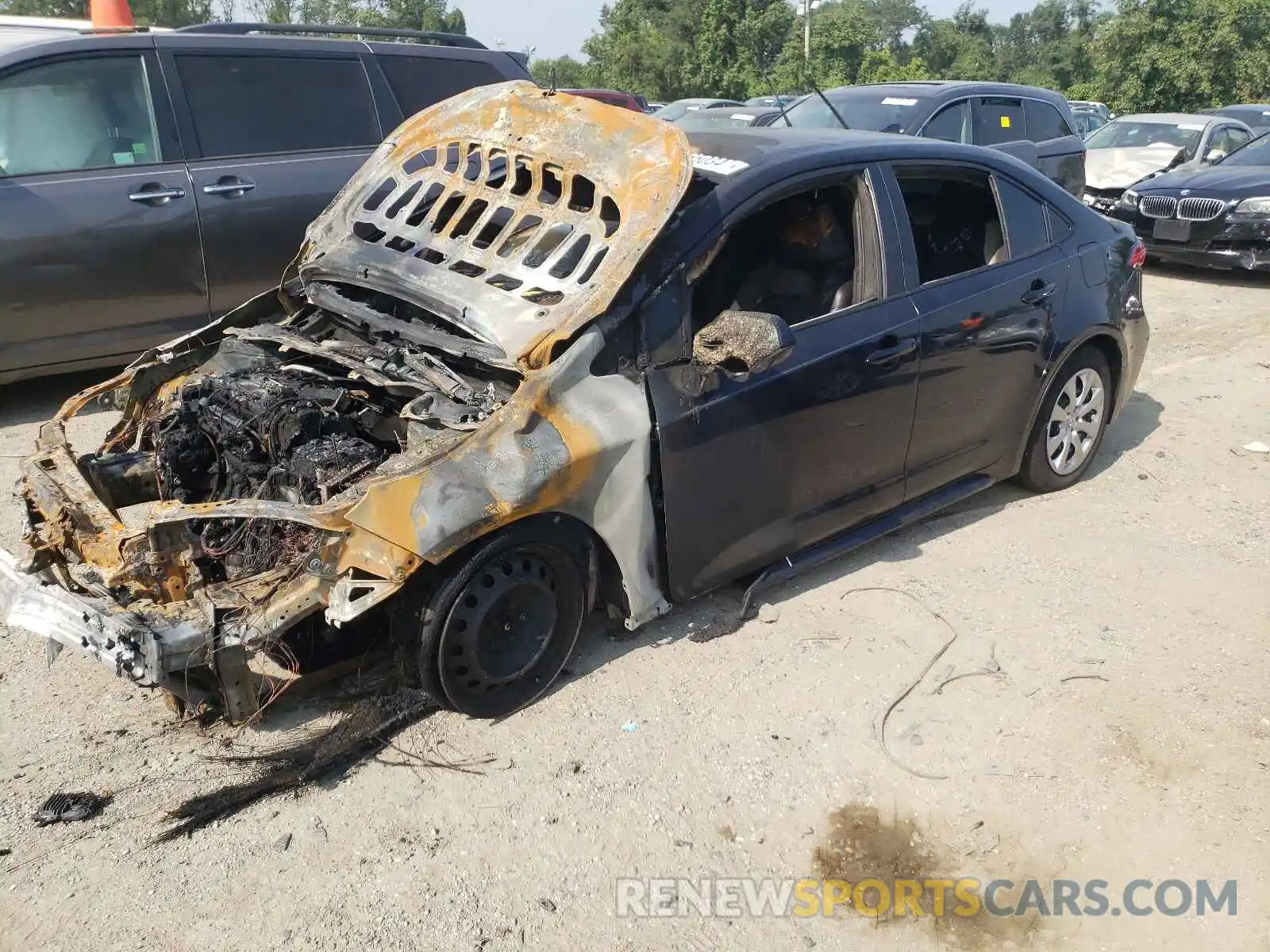 2 Photograph of a damaged car 5YFEPMAE7MP162027 TOYOTA COROLLA 2021