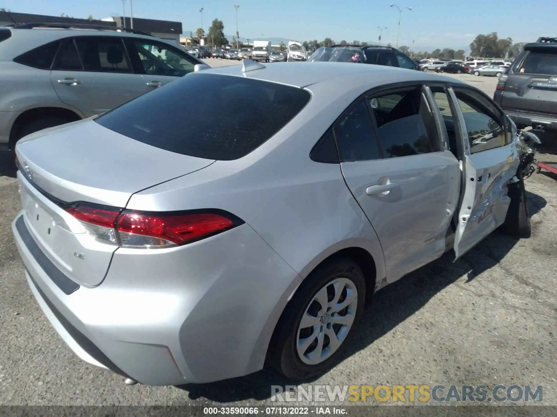 4 Photograph of a damaged car 5YFEPMAE7MP162268 TOYOTA COROLLA 2021