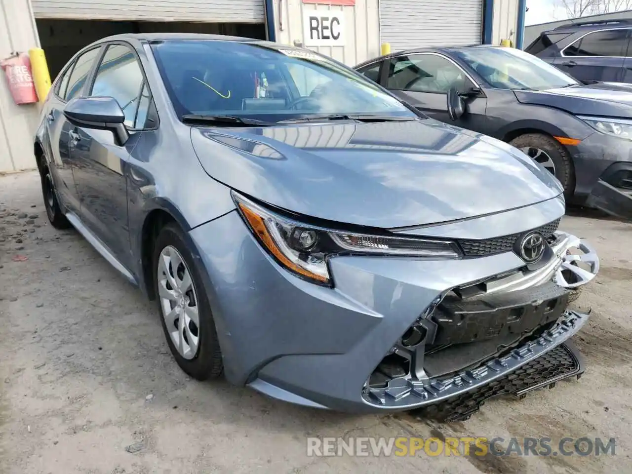 1 Photograph of a damaged car 5YFEPMAE7MP163596 TOYOTA COROLLA 2021