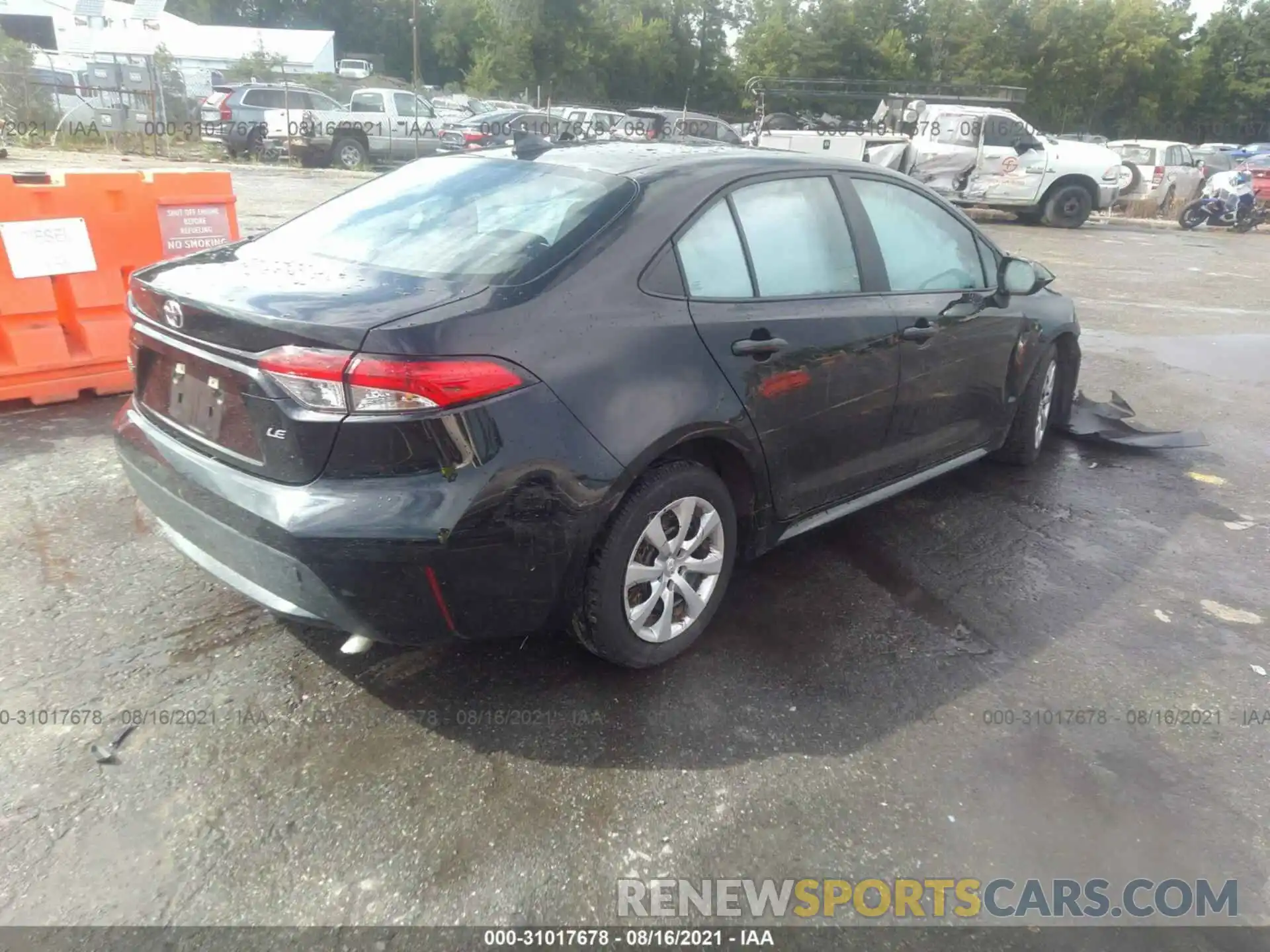 4 Photograph of a damaged car 5YFEPMAE7MP165610 TOYOTA COROLLA 2021