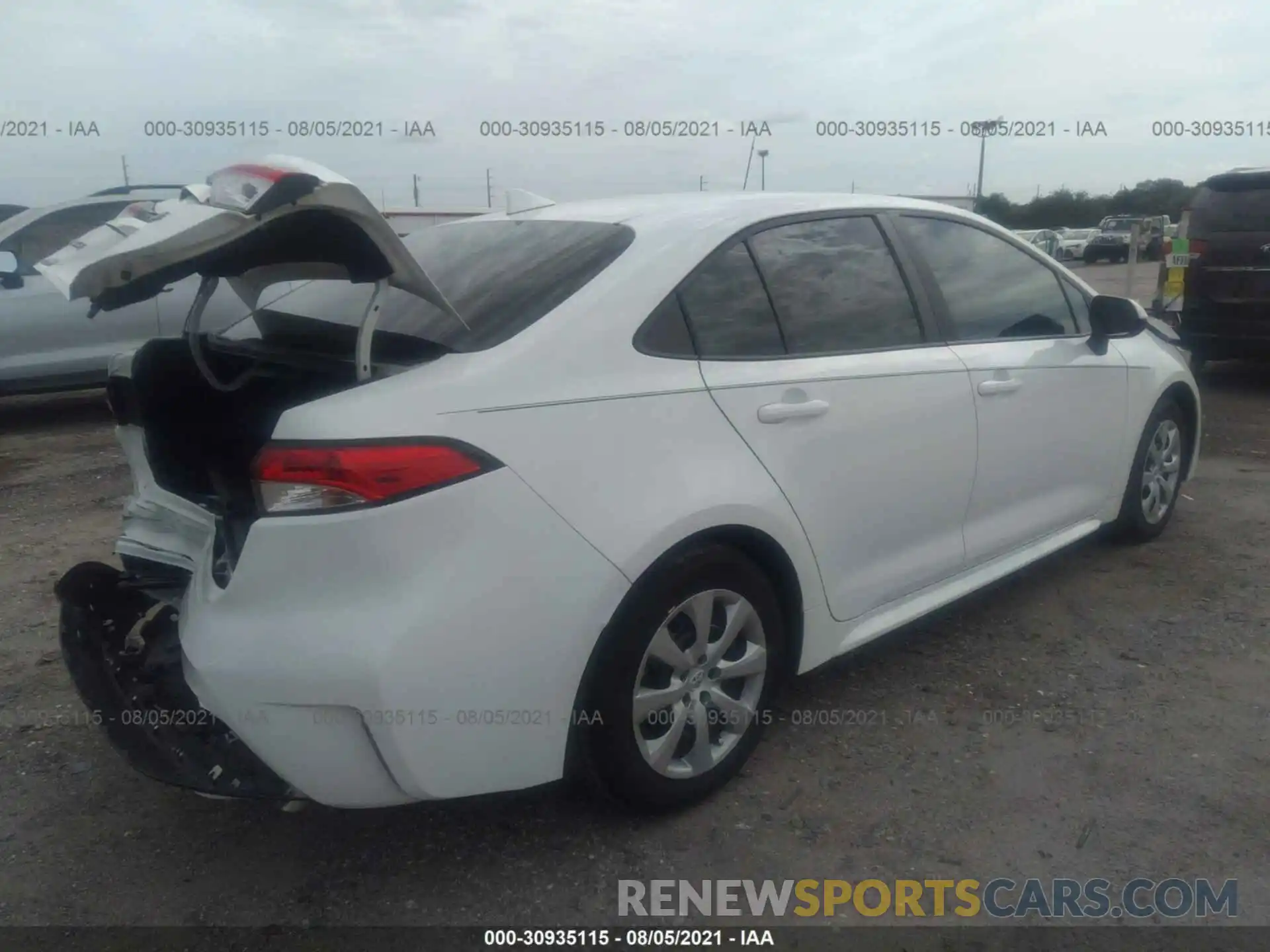 4 Photograph of a damaged car 5YFEPMAE7MP171004 TOYOTA COROLLA 2021