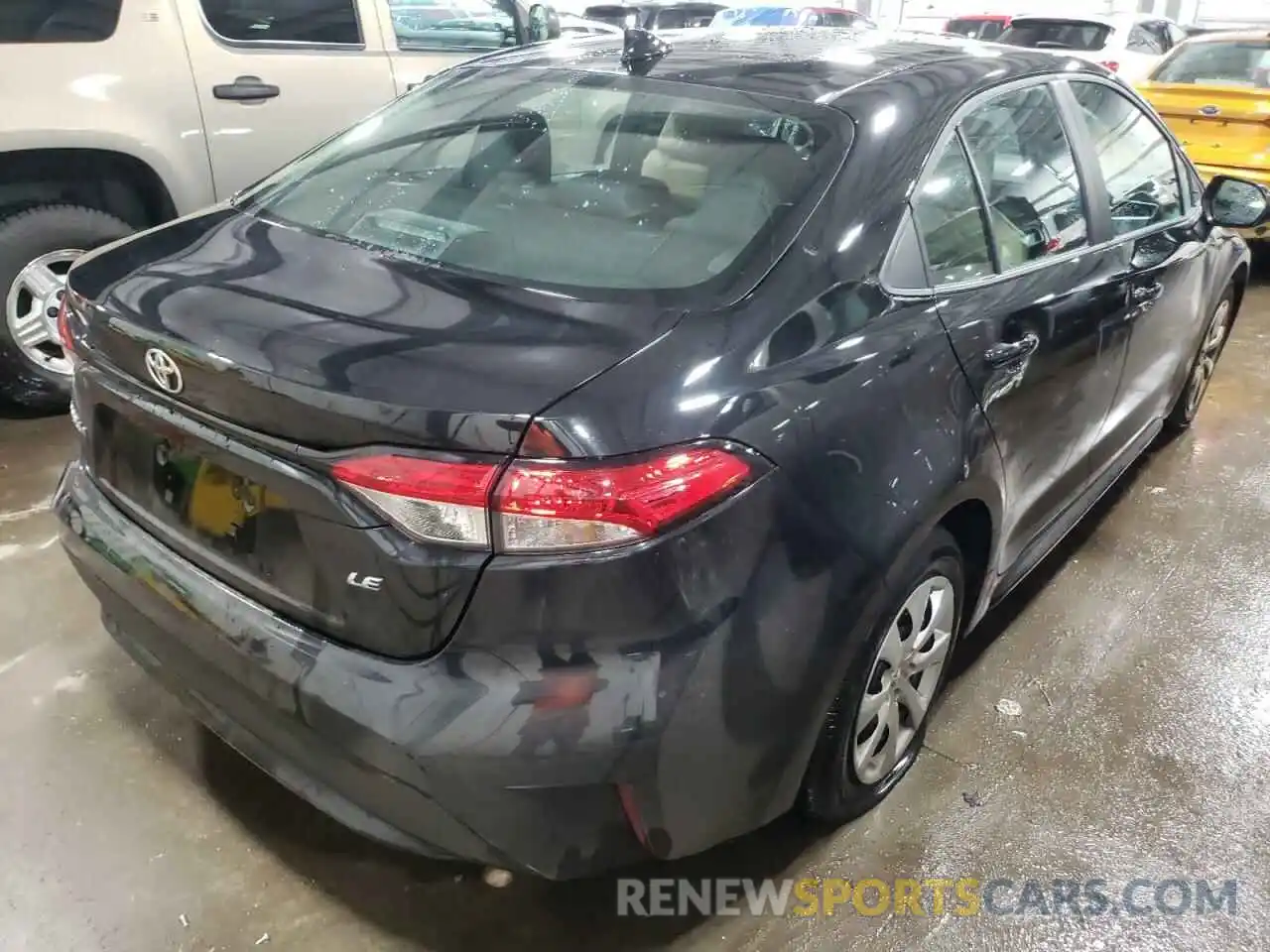 4 Photograph of a damaged car 5YFEPMAE7MP171939 TOYOTA COROLLA 2021