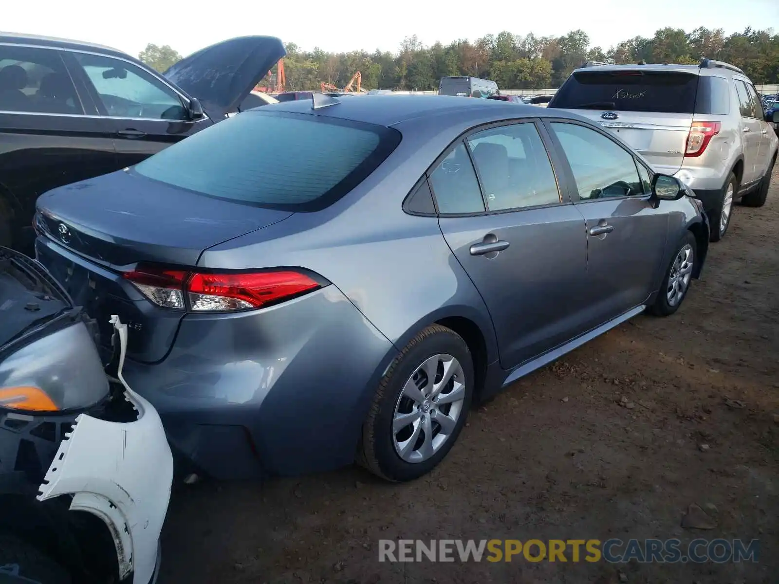 4 Photograph of a damaged car 5YFEPMAE7MP180978 TOYOTA COROLLA 2021