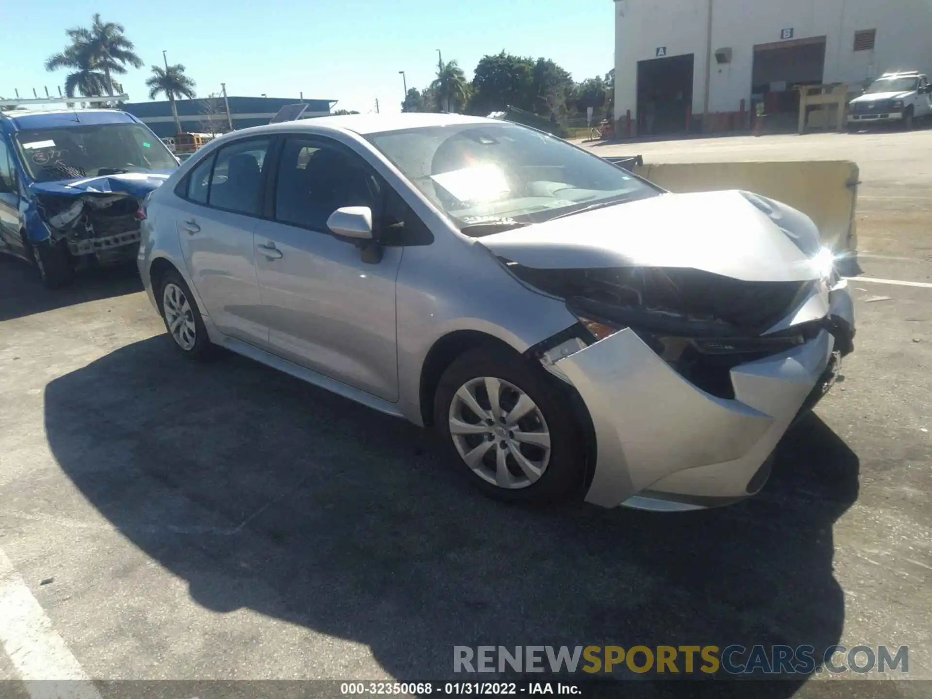 1 Photograph of a damaged car 5YFEPMAE7MP181824 TOYOTA COROLLA 2021