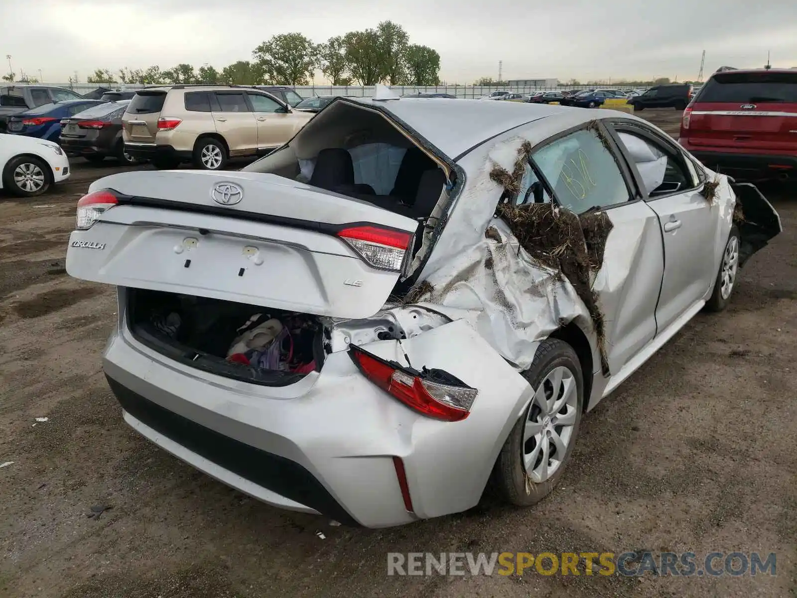 4 Photograph of a damaged car 5YFEPMAE7MP182911 TOYOTA COROLLA 2021