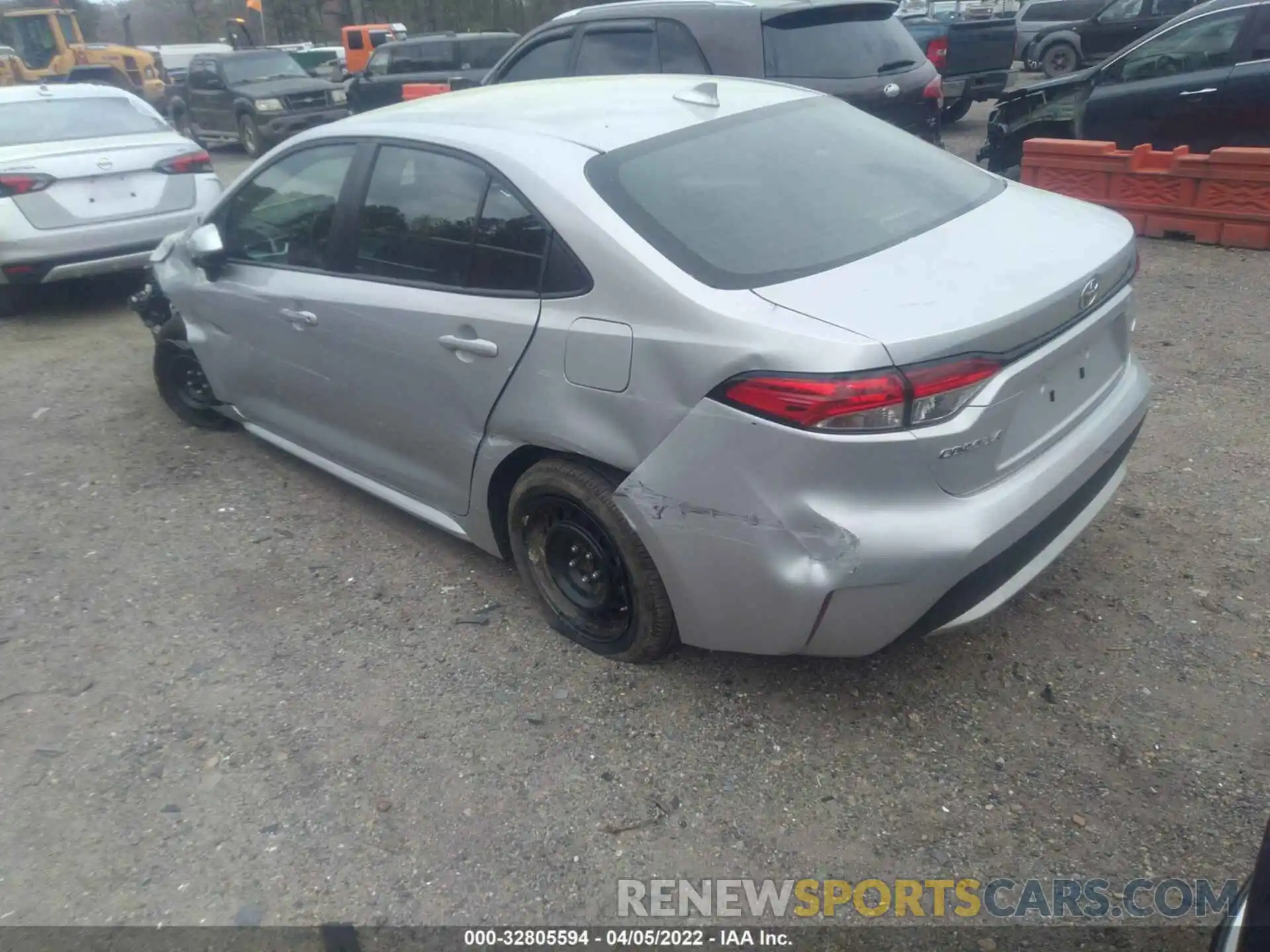 3 Photograph of a damaged car 5YFEPMAE7MP184383 TOYOTA COROLLA 2021